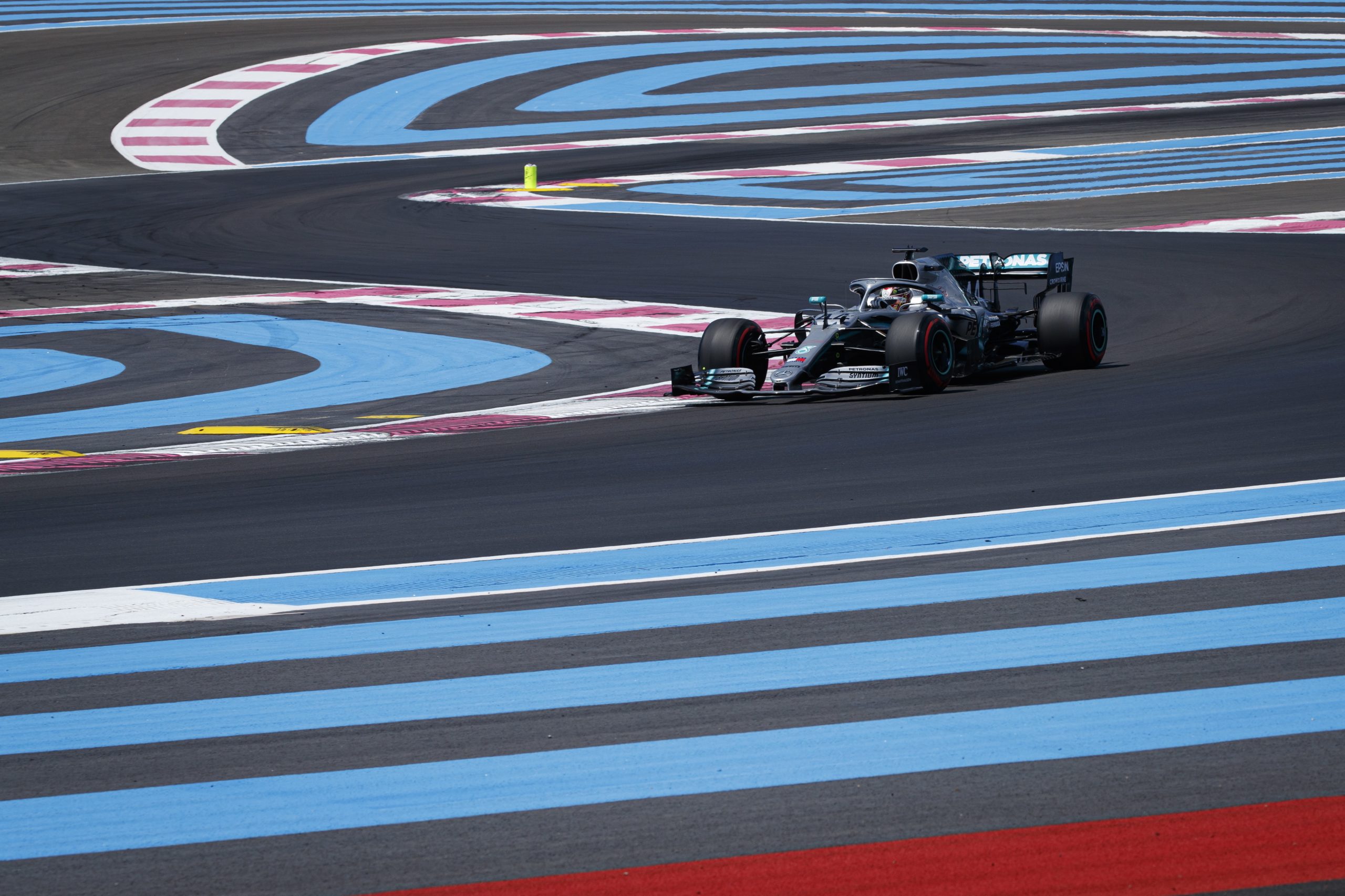 Fórmula 1: Hamilton conquista ‘pole’ para o GP França com marca recorde