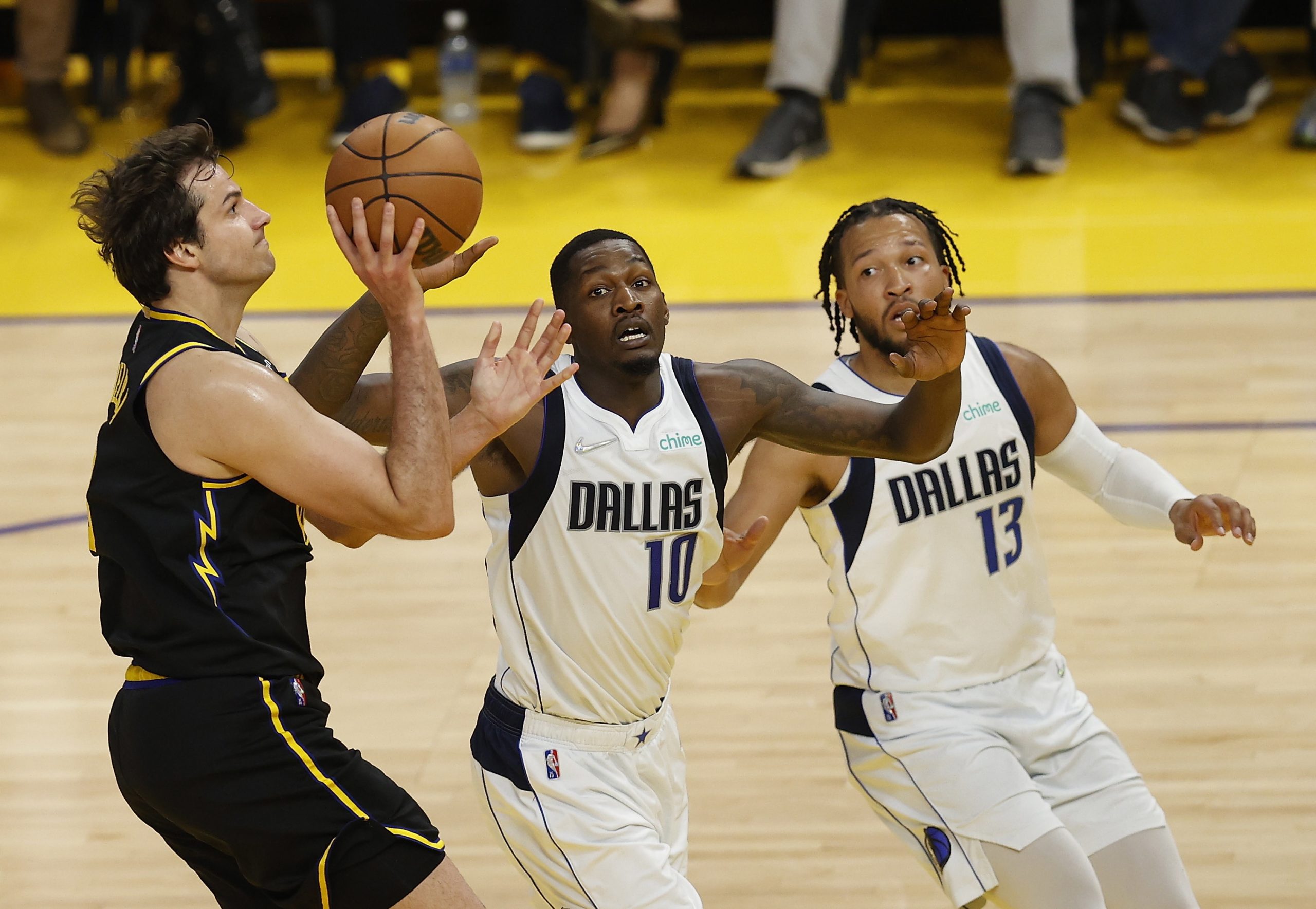 Golden State Warriors são os primeiros finalistas da NBA