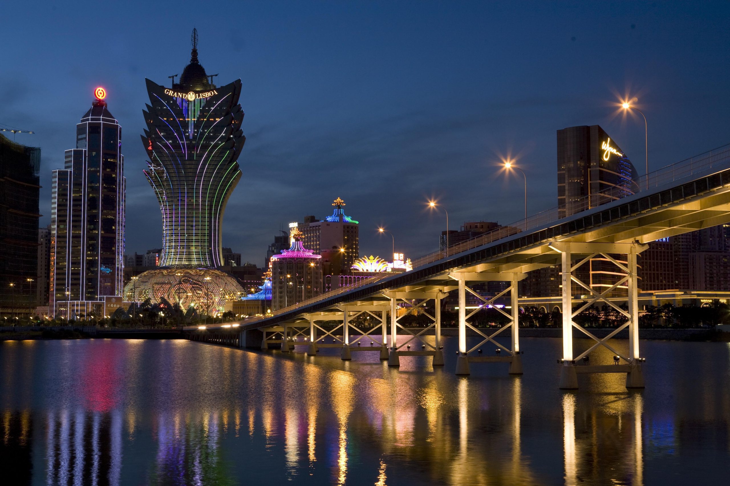 UE adota lista negra de 17 paraísos fiscais que inclui Macau