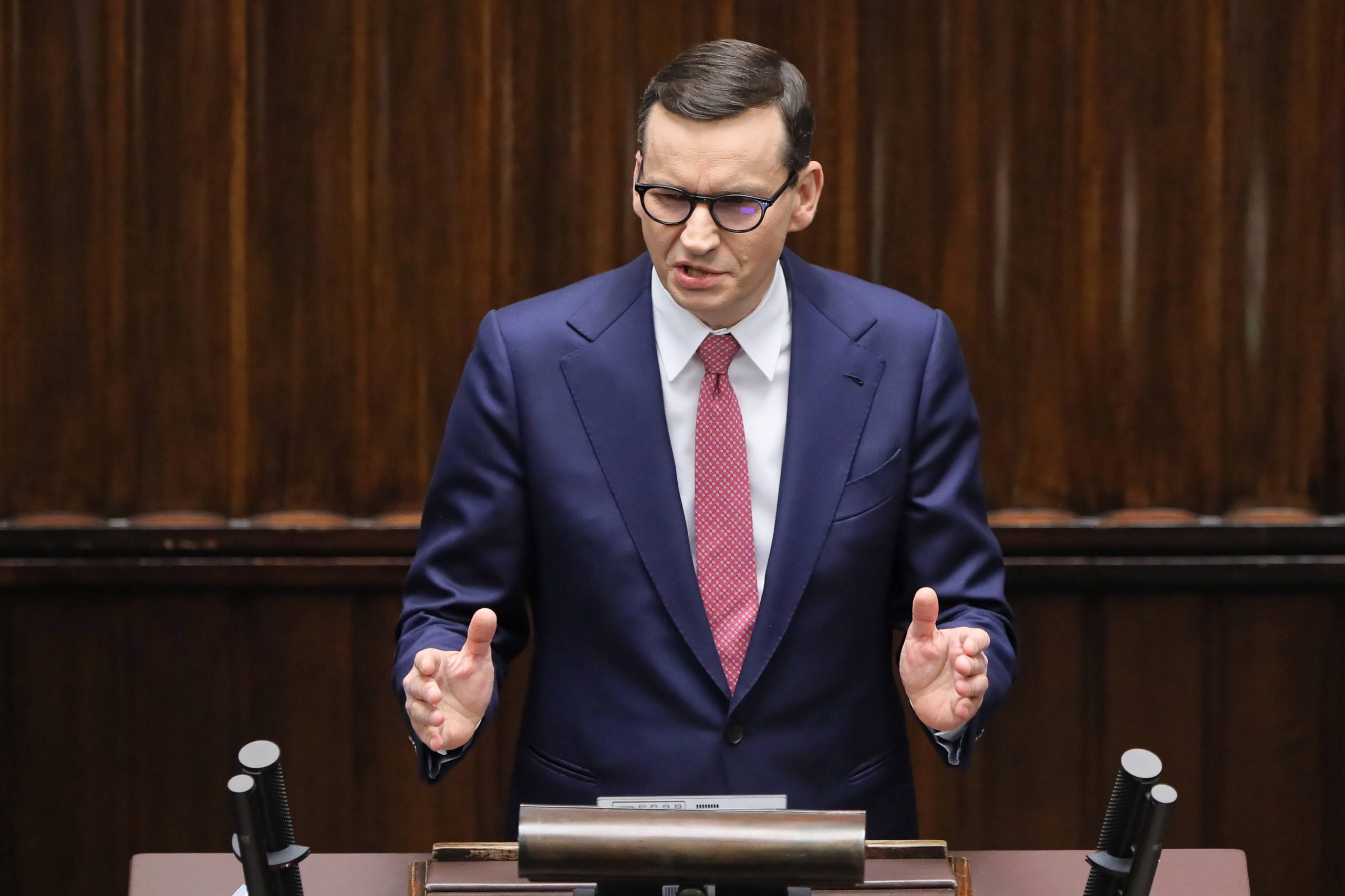 Primeiro-ministro polaco diz que falar com Lukashenko equivale a “legitimar” o seu regime