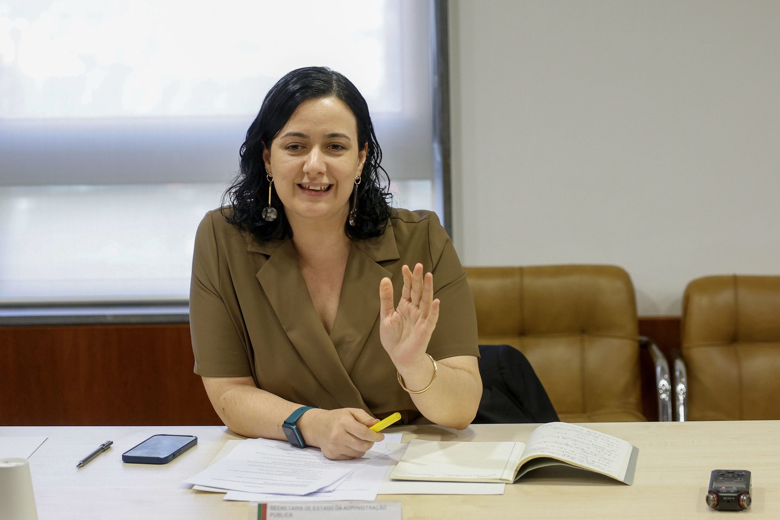 Governo quer acelerar progressão de 65% dos funcionários públicos com revisão do SIADAP