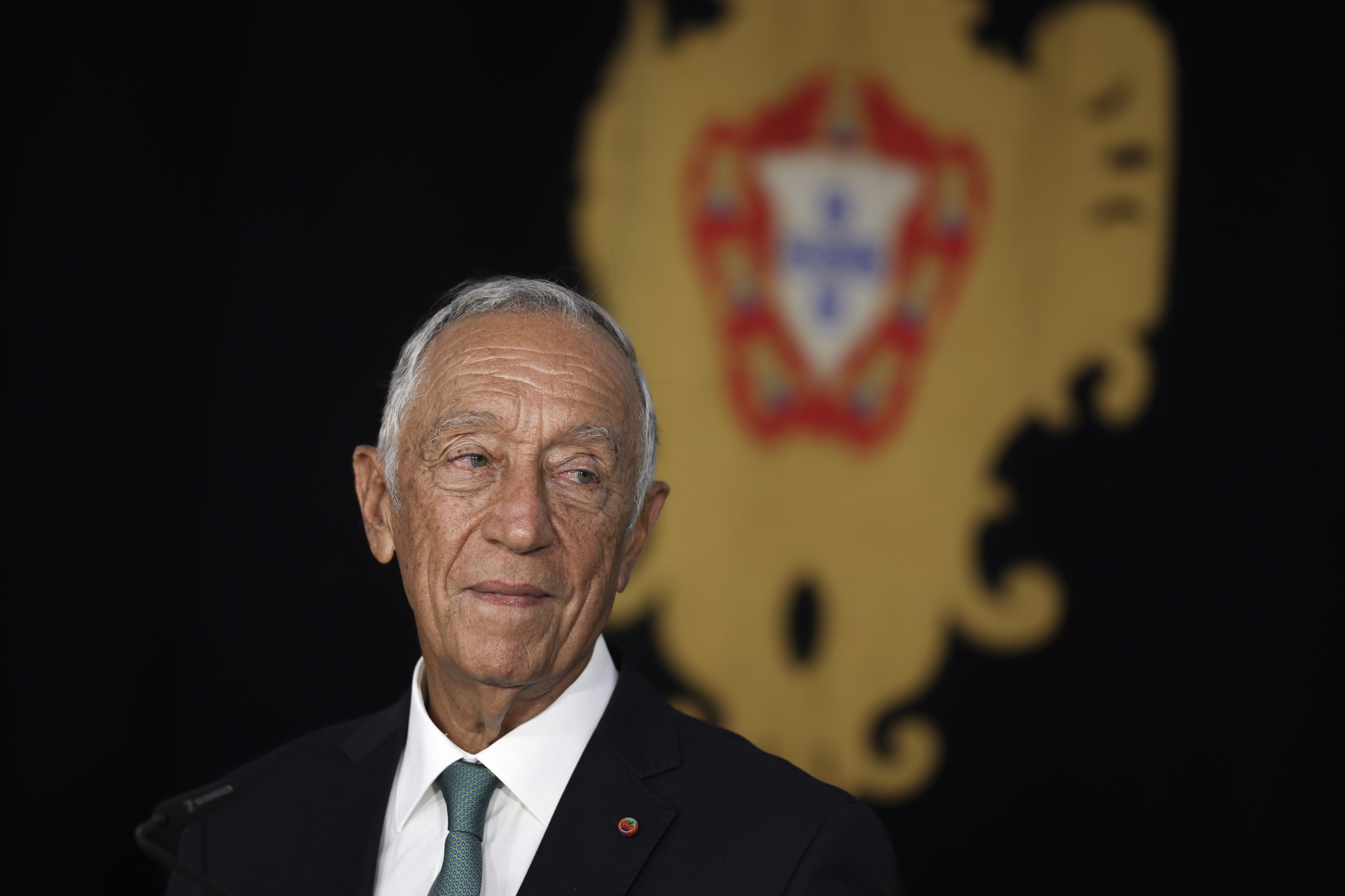 Parlamento autoriza viagem do Presidente da República à Ucrânia