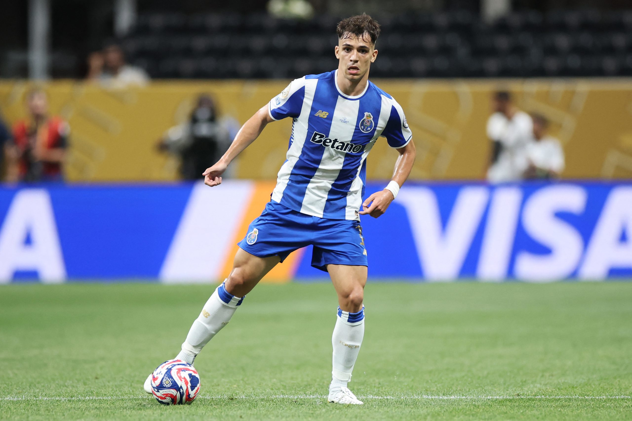 Liga Europa: FC Porto defronta Estugarda e Sp. Braga joga com Ferencváros nos oitavos de final