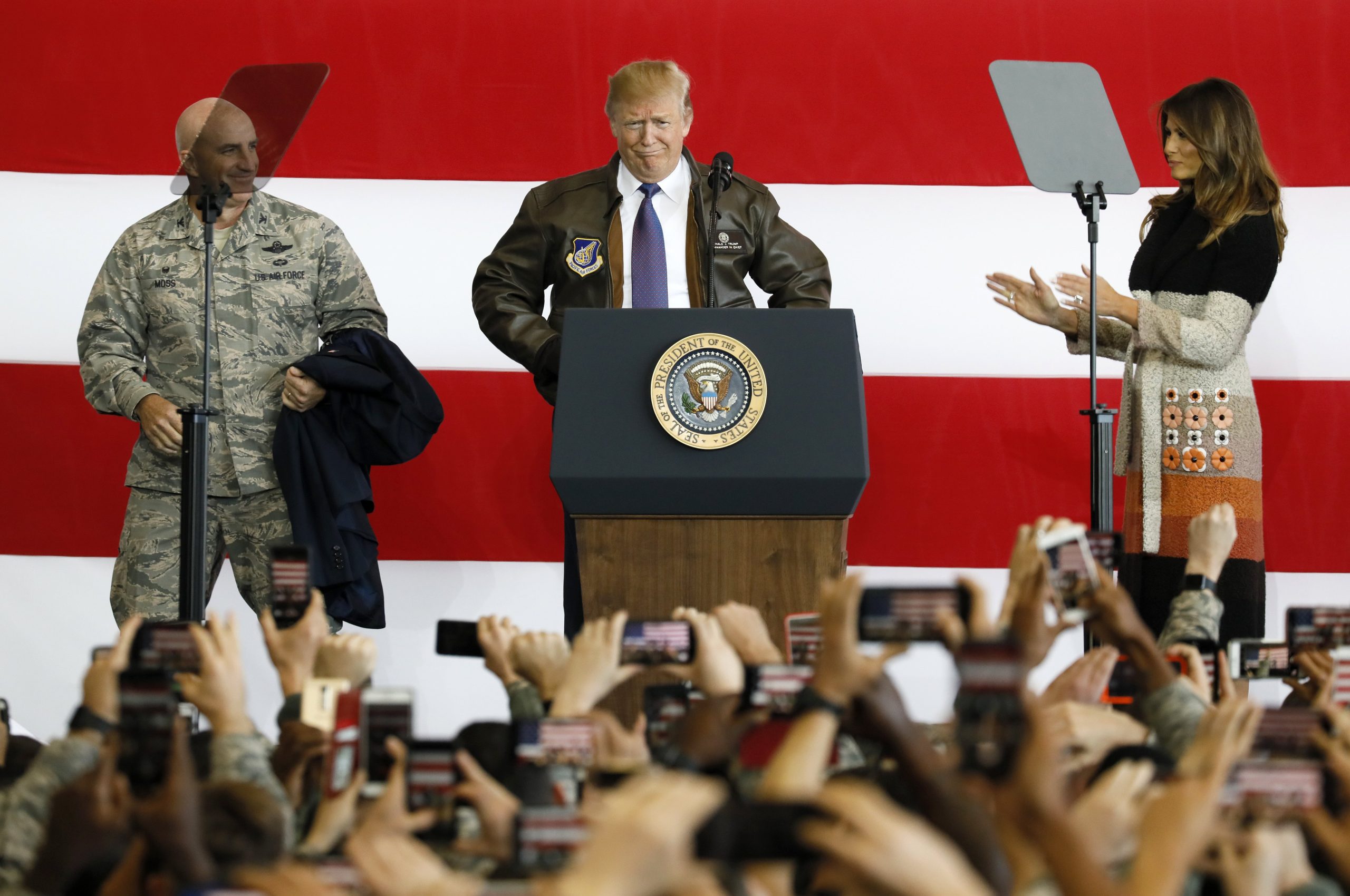 “Nenhum ditador deve subestimar a determinação dos Estados Unidos”, diz Donald Trump