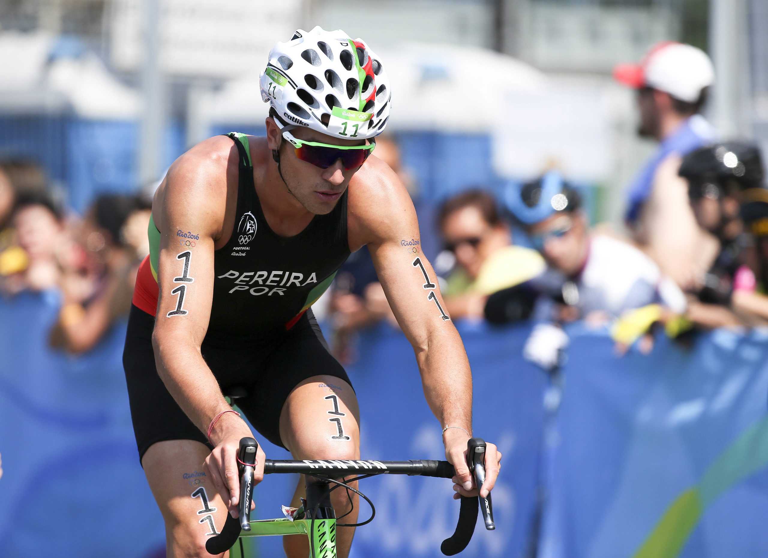 Triatleta João Silva espera em Gold Coast a “prova mais competitiva da época”