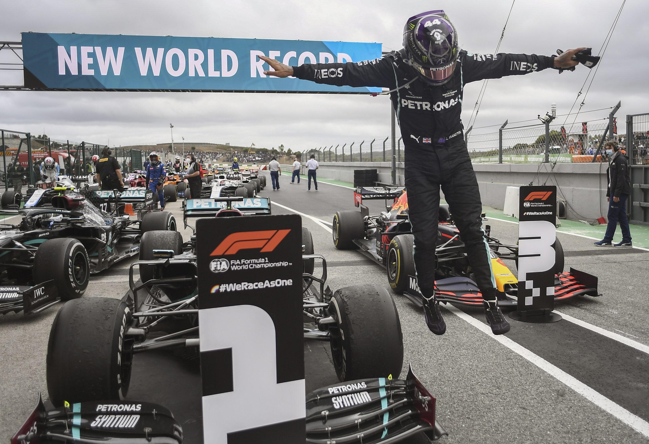 F1. Portimão fez Hamilton voar — para sempre