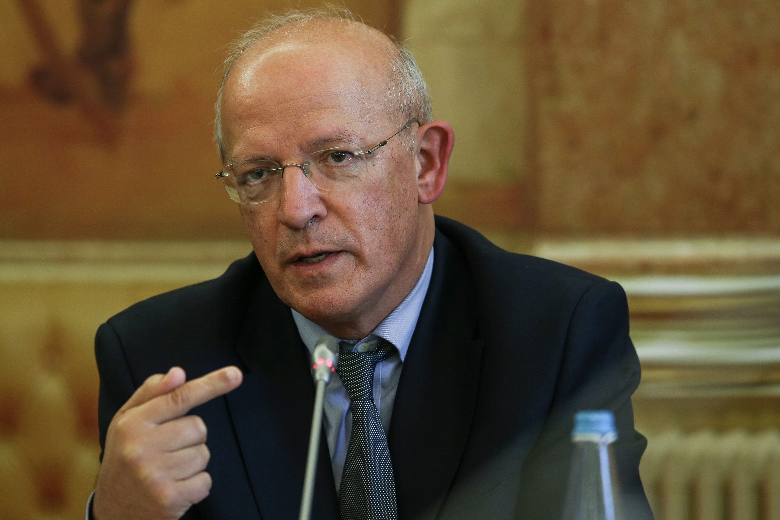 Governo realizará “imediatamente” diligência pedida pela justiça sobre filhos de ex-embaixador do Iraque