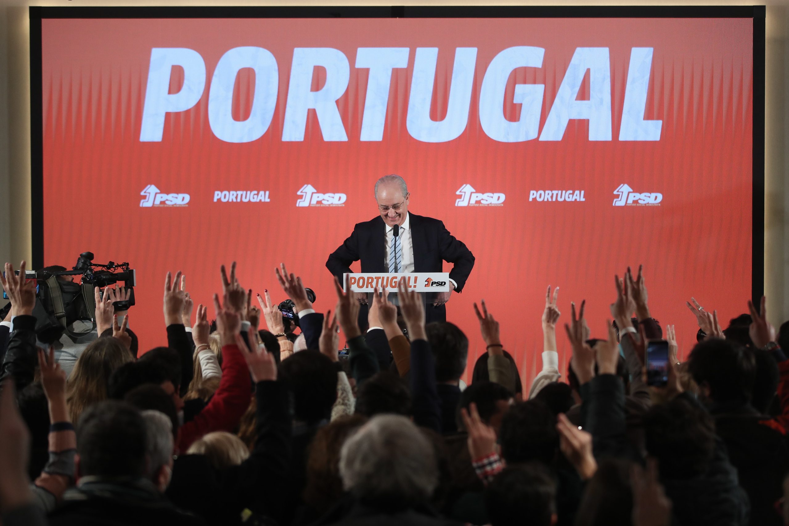 PSD: Conselho Nacional reúne-se hoje para analisar resultados eleitorais e tempo de saída de Rio