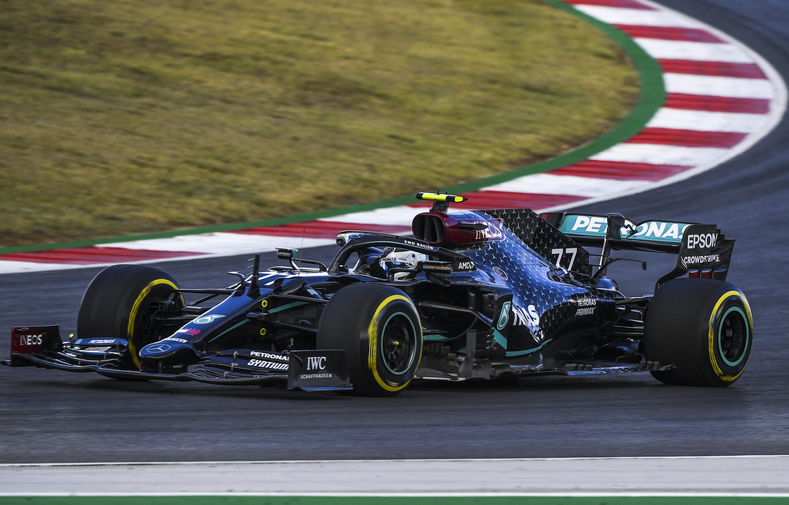 Mercedes faz ‘dobradinha’ nos primeiros treinos livres do GP de Portugal