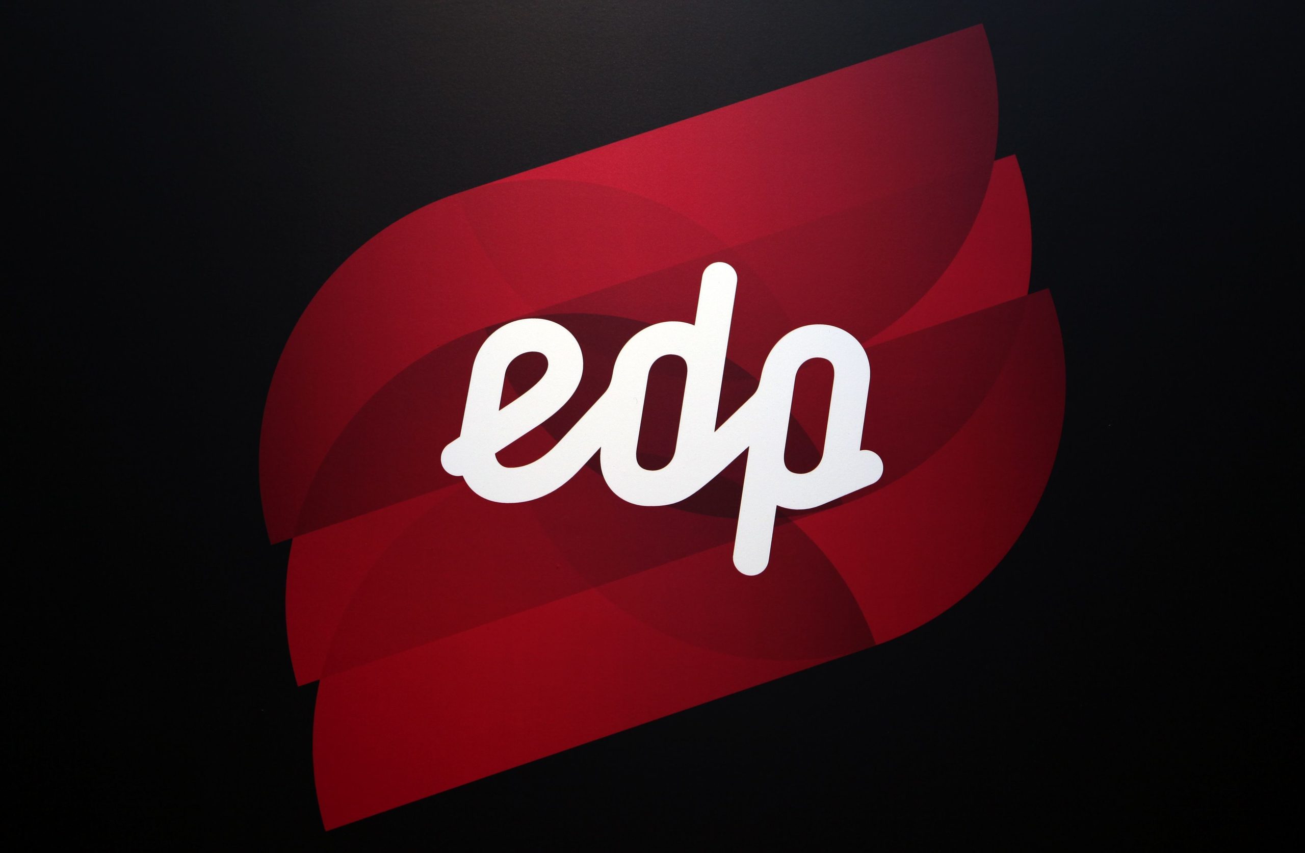 Fundo americano Elliot avisa que oferta chinesa enfraquece a EDP
