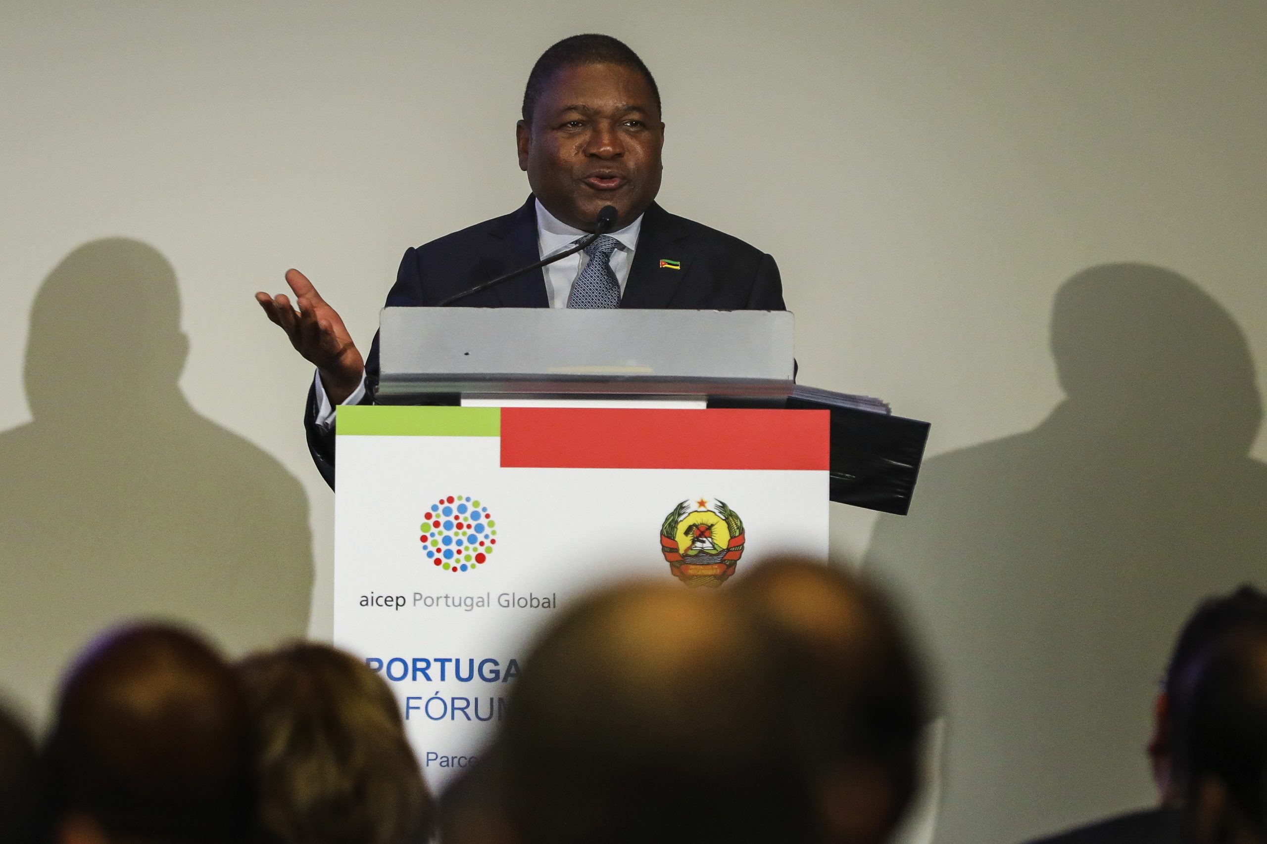 Presidente moçambicano anuncia assinatura do acordo de paz com a Renamo