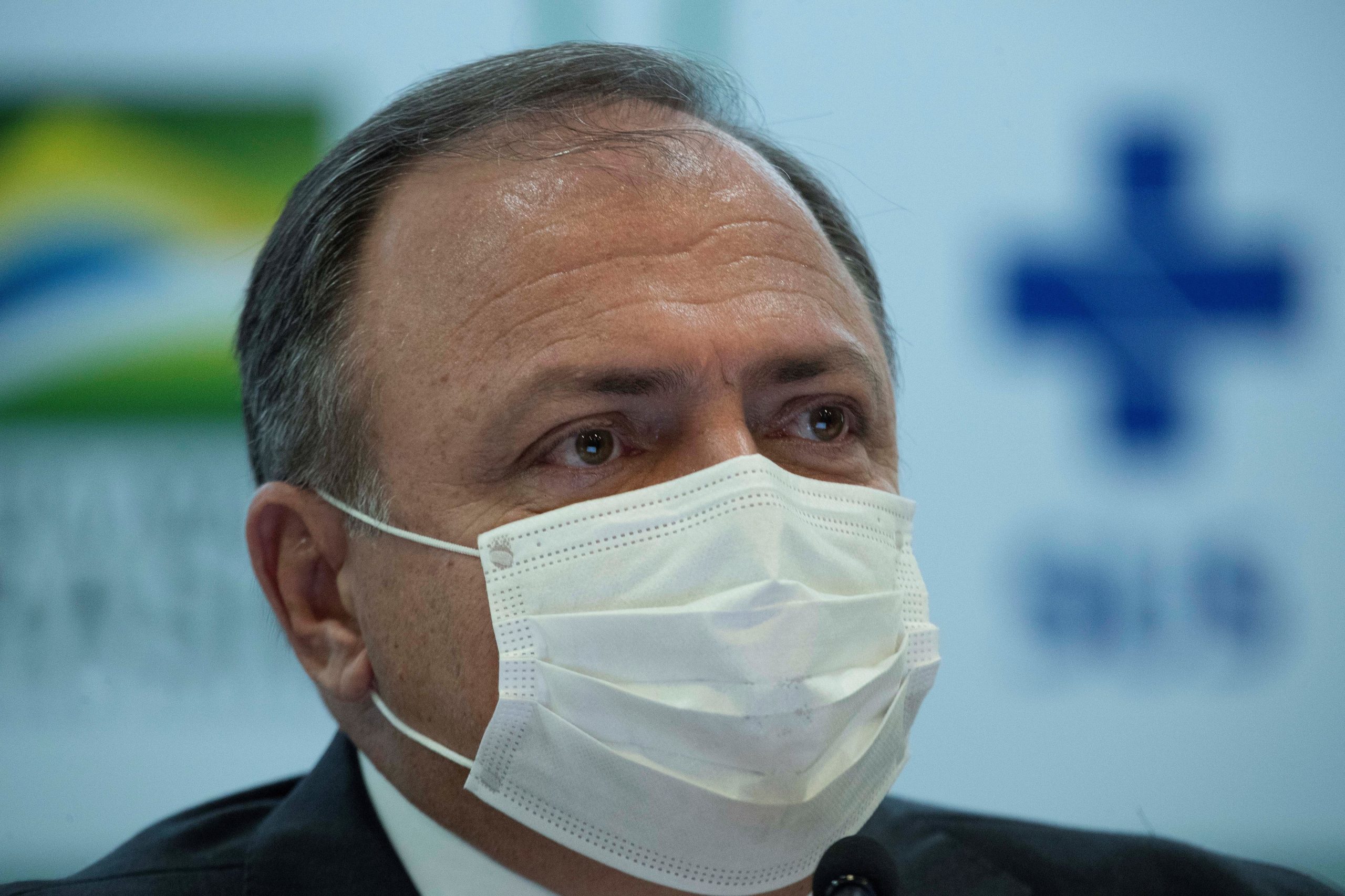 Ex-ministro do Brasil culpa governo regional e empresa por crise de oxigénio em Manaus
