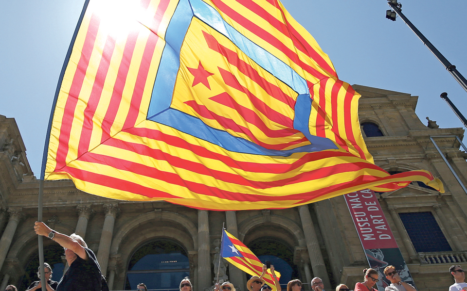 Esquerda catalã denuncia “condições antidemocráticas da convocatória” do referendo