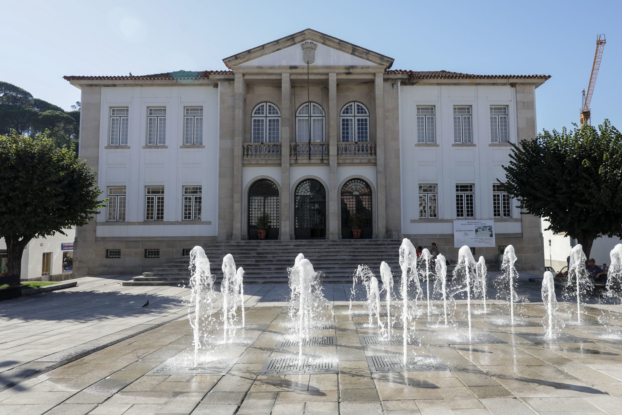 Ex-presidente de junta em Arganil julgado por pagar multa com recursos da autarquia