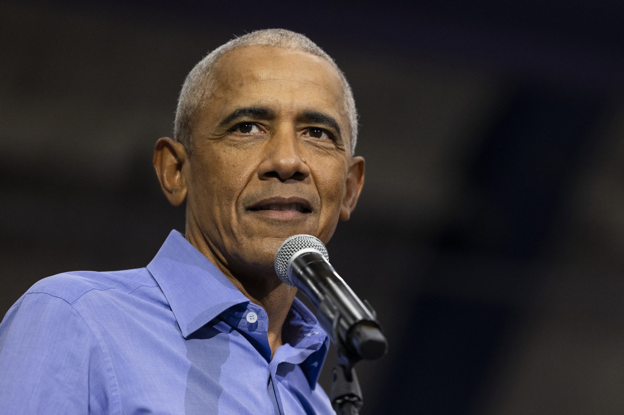 Obama ataca “loucura” de Trump e pede “que se vire a página” com Kamala