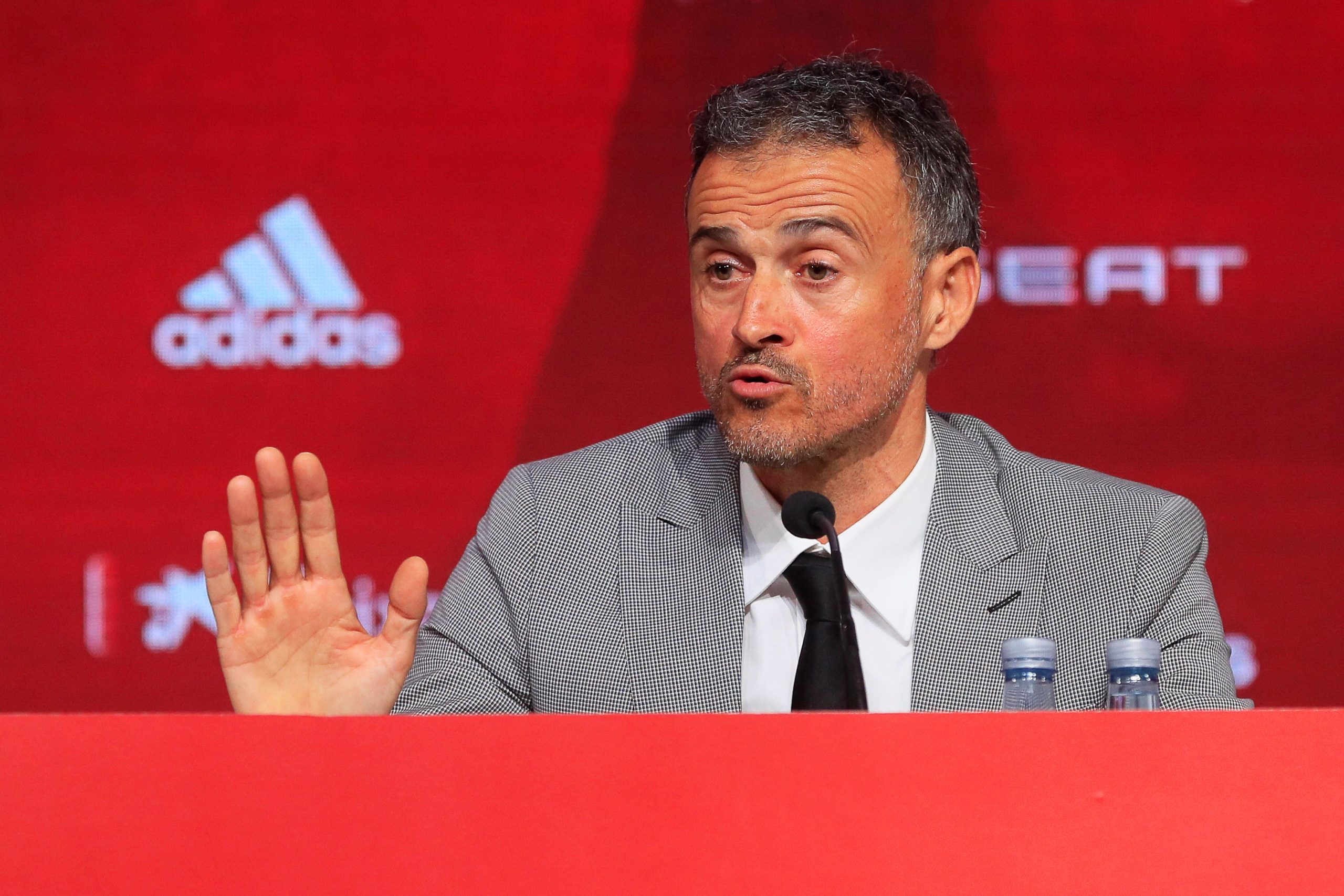 Luis Enrique regressa à seleção espanhola e acusa Robert Moreno de ser “desleal”