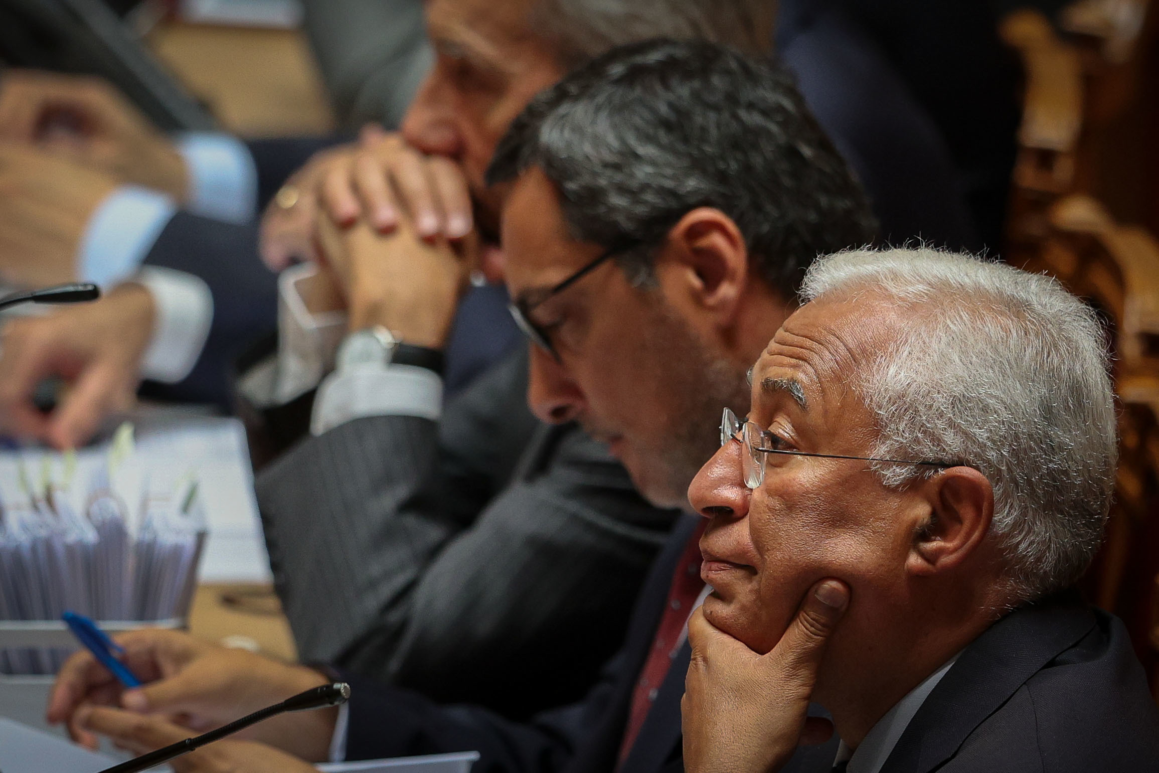 Debate Parlamentar: Costa não vê qualquer tipo de ilegalidade na atuação do SIS no caso que envolve o Ministério das Infraestruturas