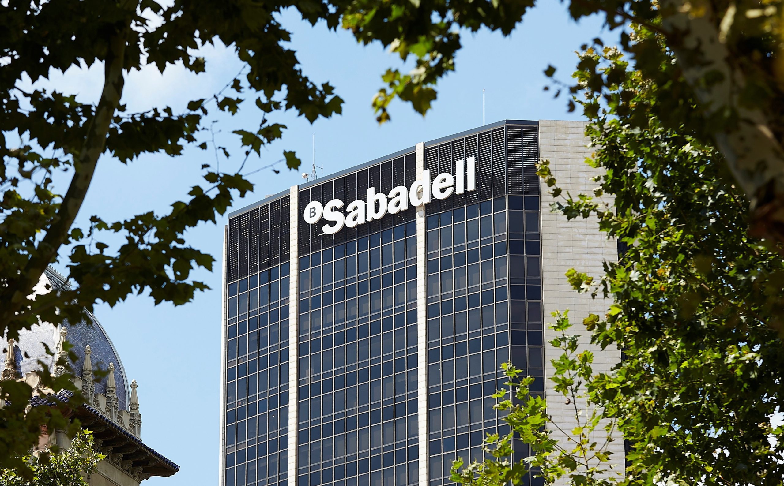 Banco Sabadell quer manter-se no mercado espanhol após rutura com o BBVA