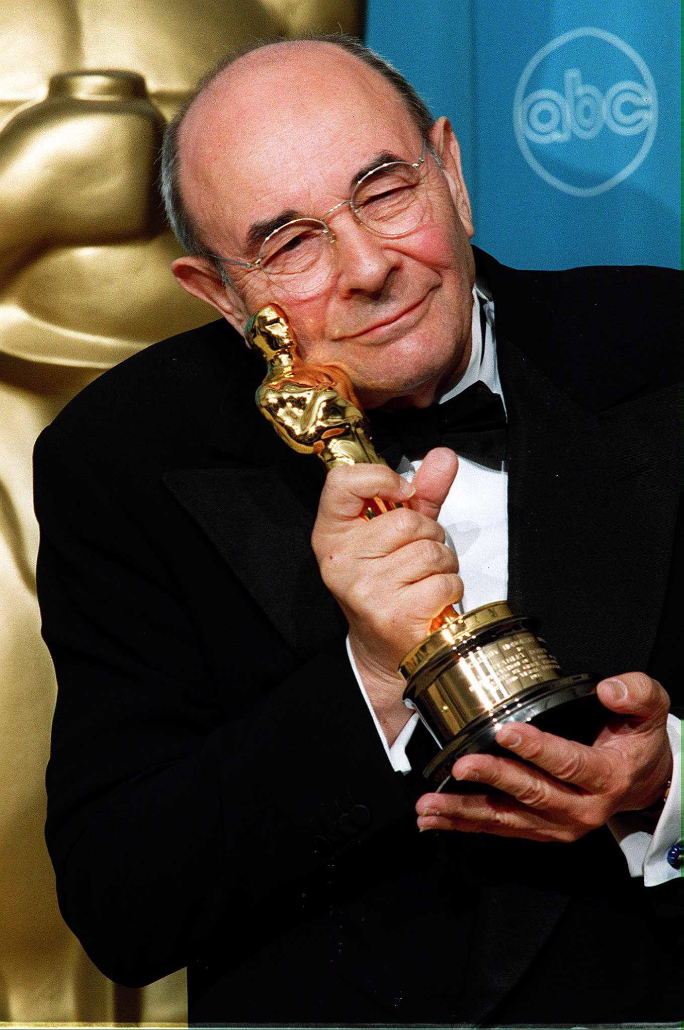 Morreu realizador de “Serenata à Chuva” Stanley Donen aos 94 anos