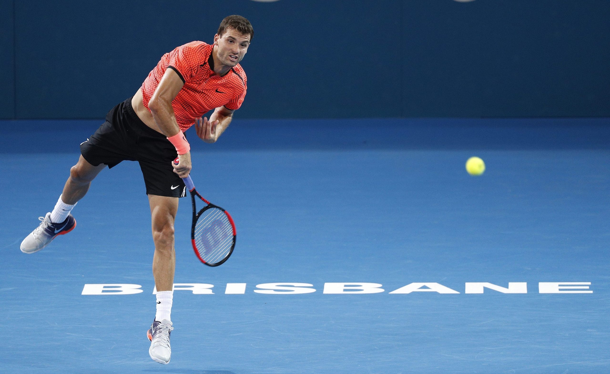 Teste positivo de Dimitrov leva à suspensão do torneio de Djokovic
