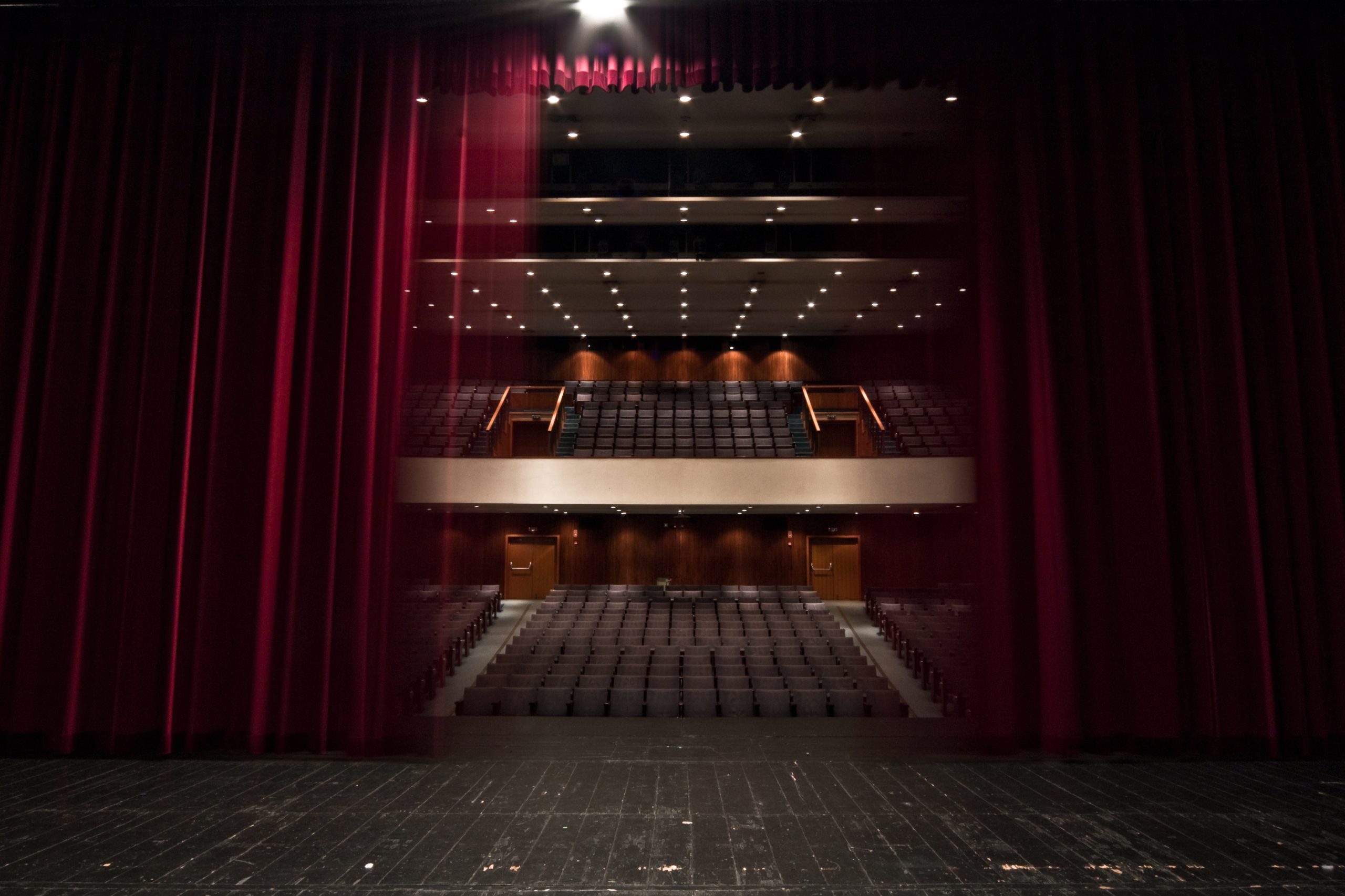 Teatro Académico de Coimbra inicia 2019 com Bruno Nogueira e Salvador Martinha