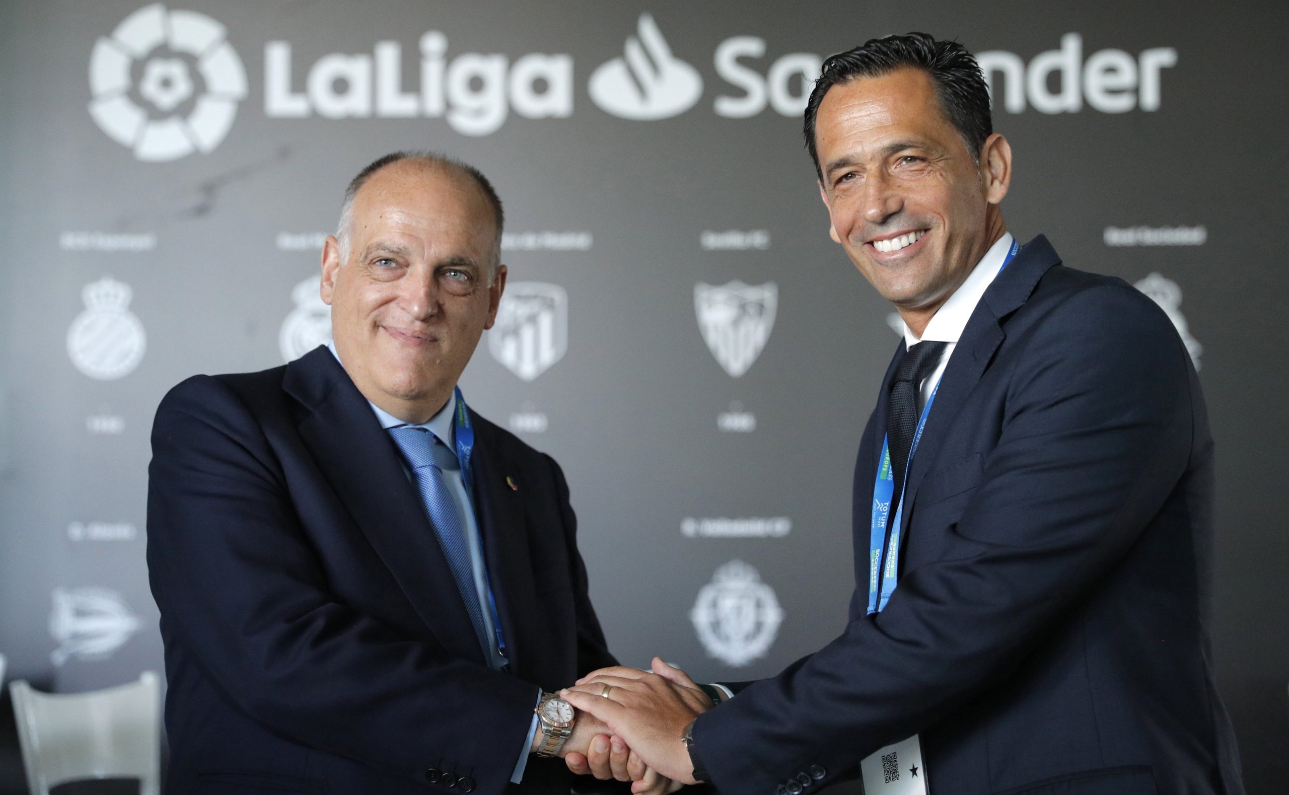 Pedro Proença e Javier Tebas alinhados na recusa de Liga Europeia de futebol