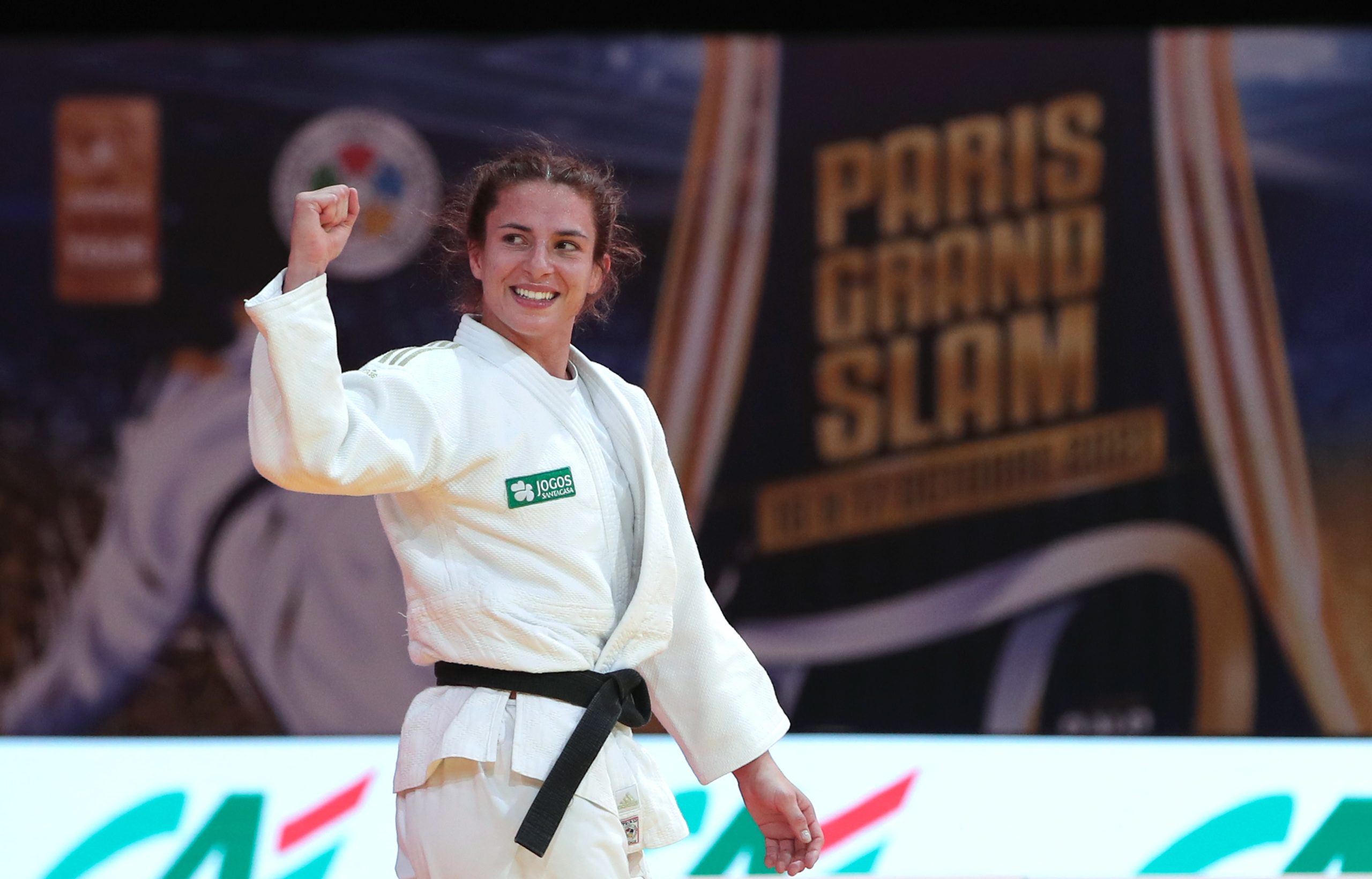 Judoca Bárbara Timo conquista medalha de prata no Grand Slam de Abu Dhabi