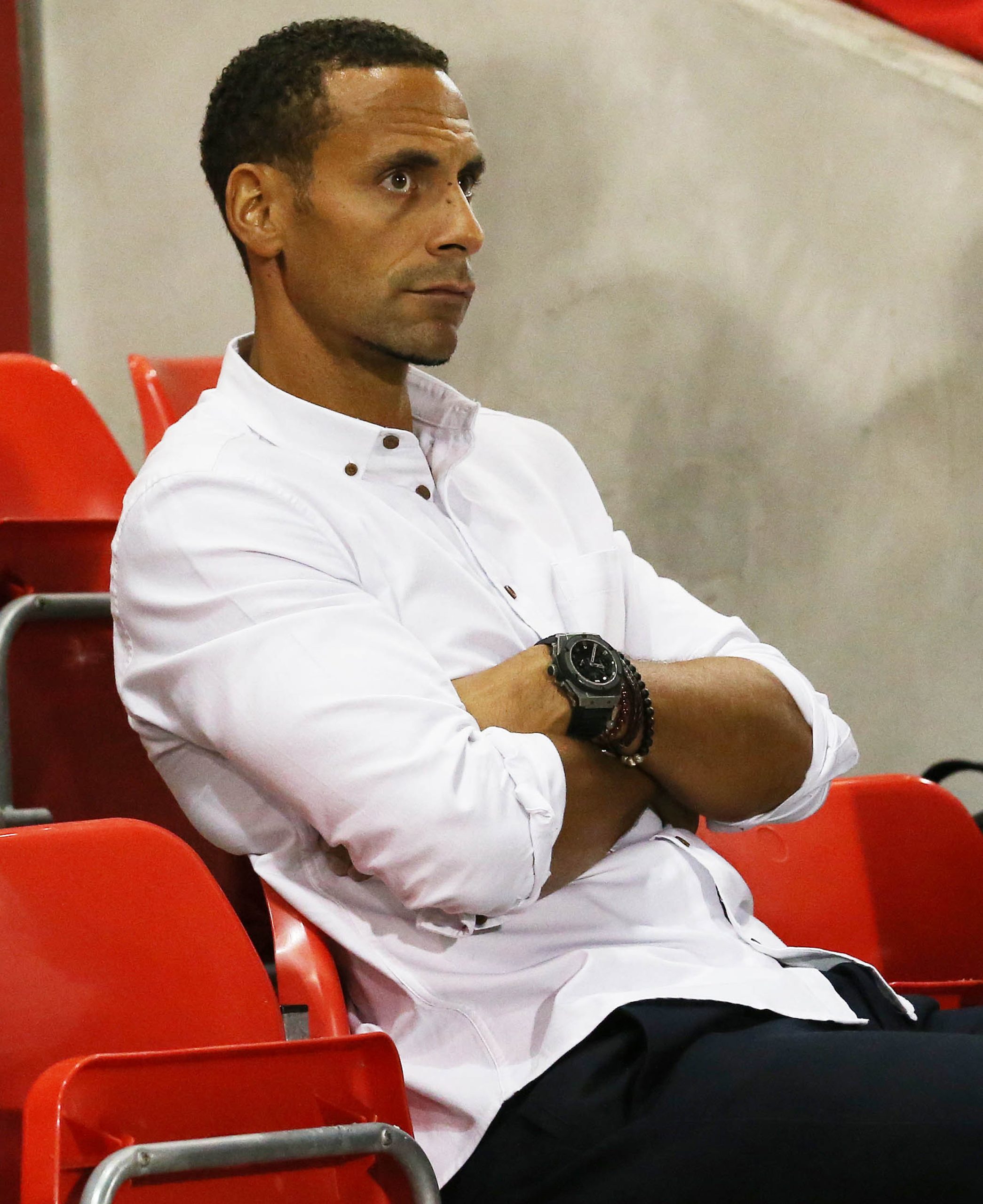 Rio Ferdinand termina carreira de pugilista ainda antes de começar