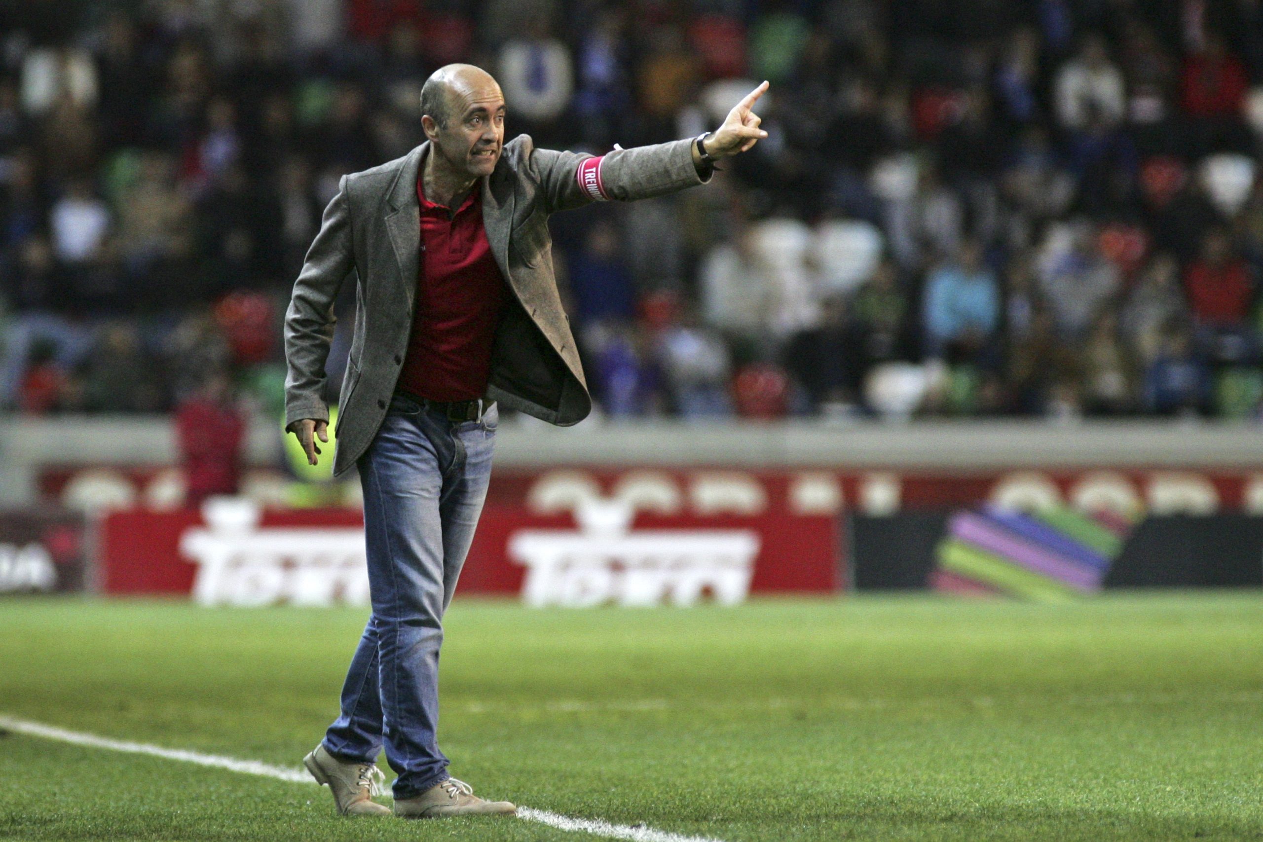 Sporting estreia Leonel Pontes no Bessa no regresso do campeonato