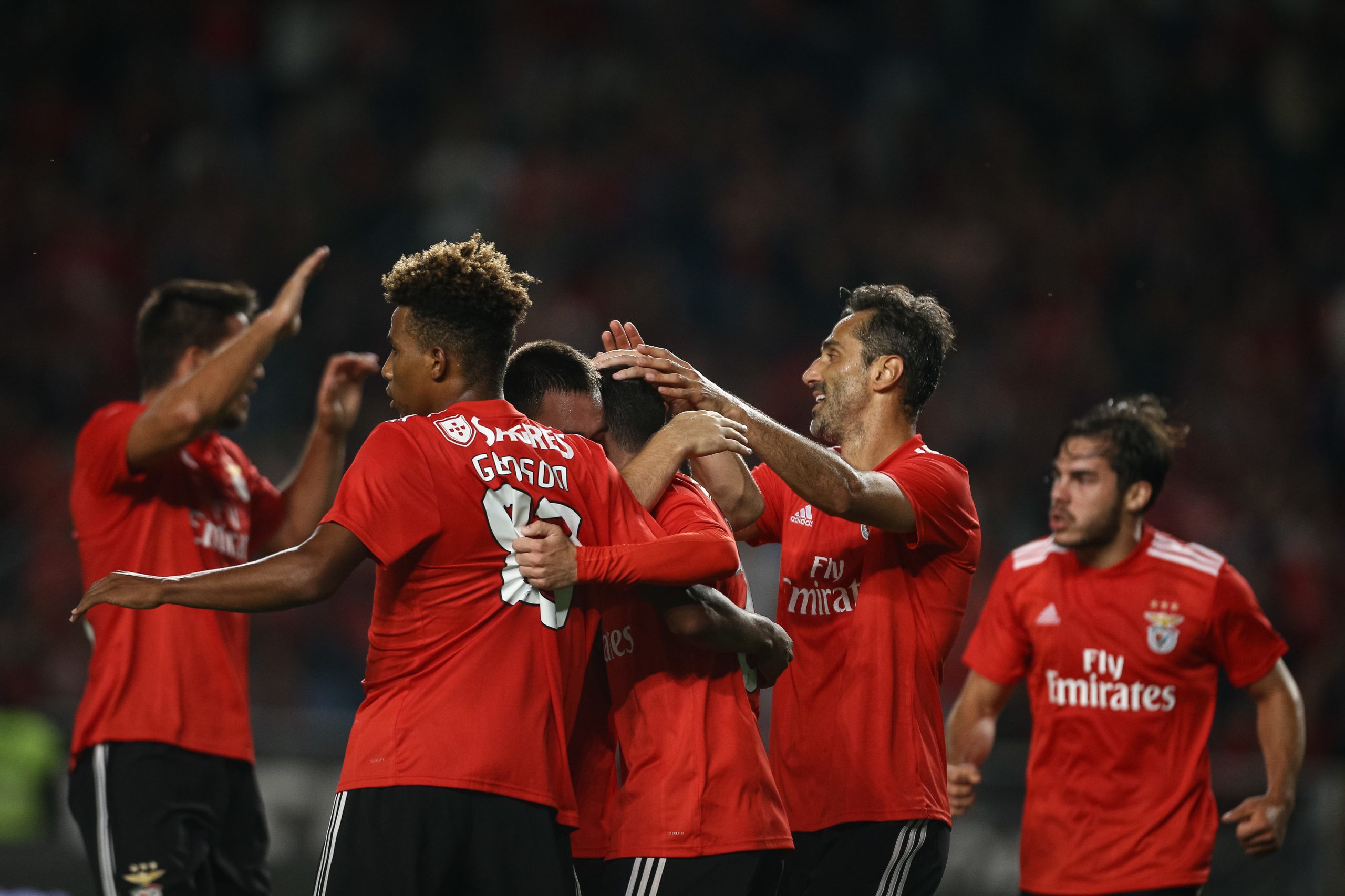 Benfica vence Sertanense e apura-se para quarta ronda da Taça de Portugal