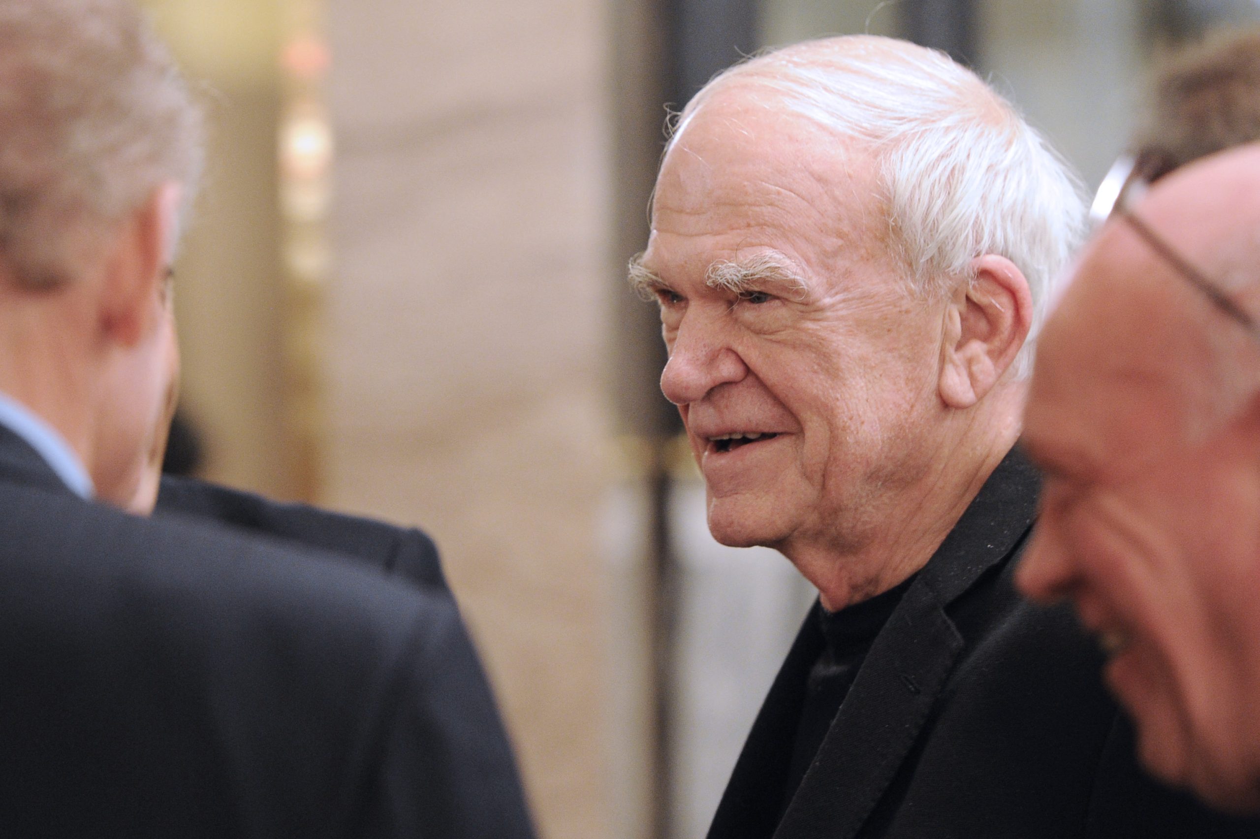Escritor checo Milan Kundera morreu hoje aos 94 anos