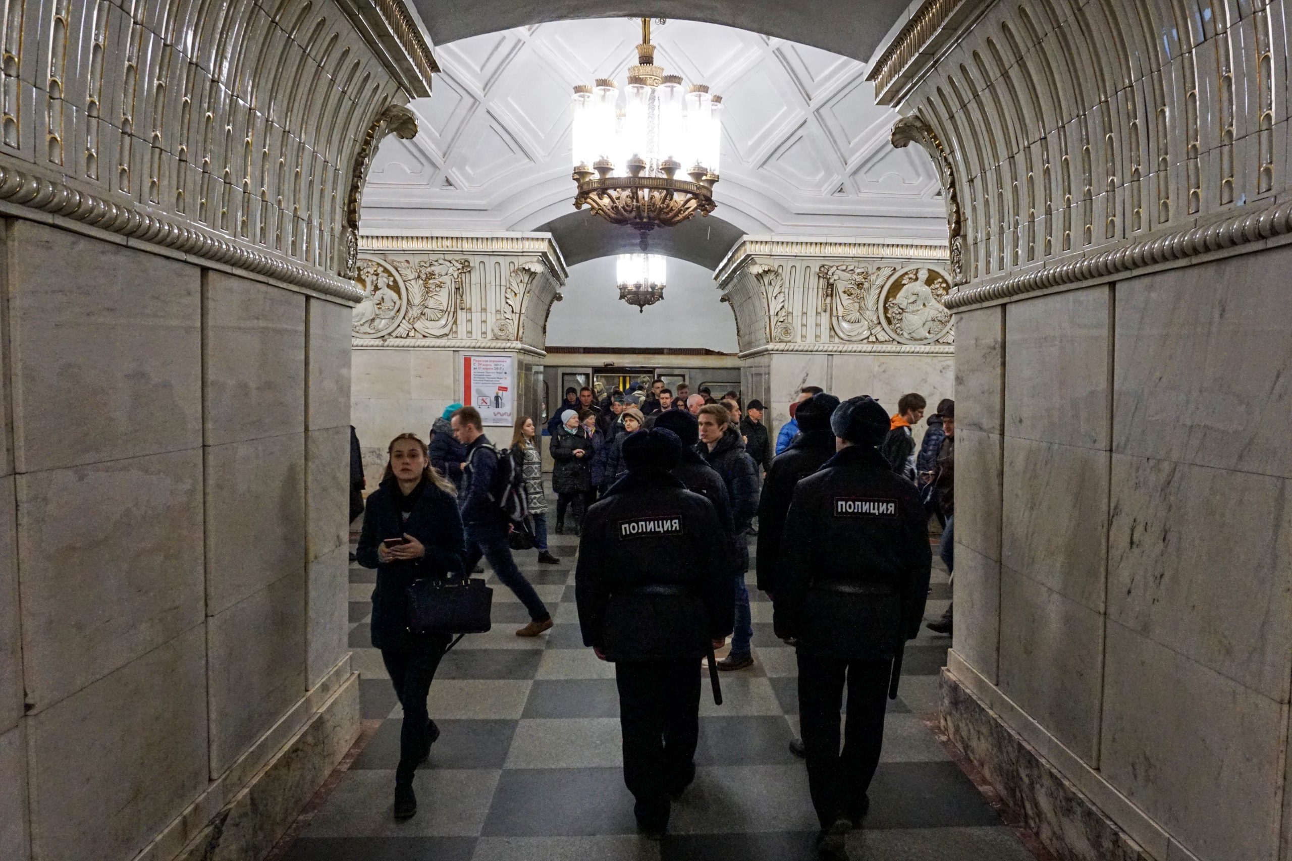 Rússia deteve responsáveis por atentado no metro de São Petersburgo há um ano