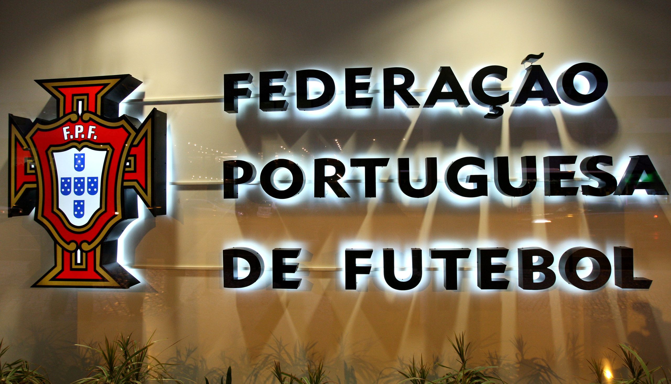 Conselho de Disciplina abre inquérito após denúncia de ato de corrupção no Estoril-FC Porto