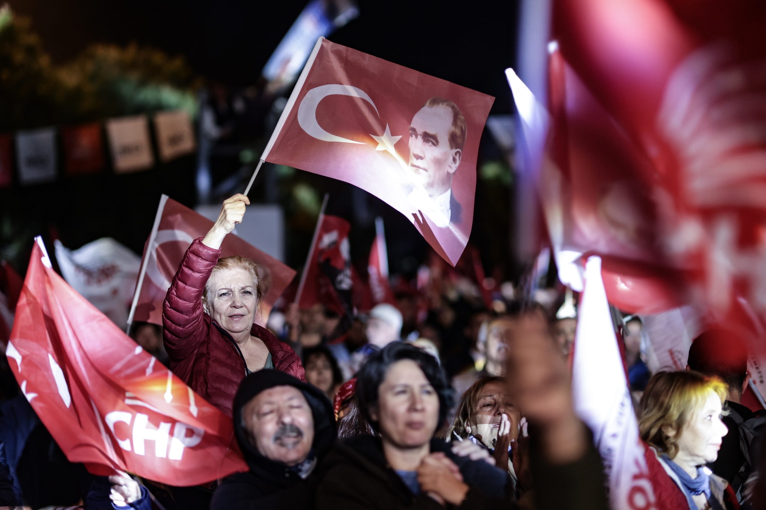 Quase 50 detidos na Turquia em investigação contra autarca opositor de Istambul