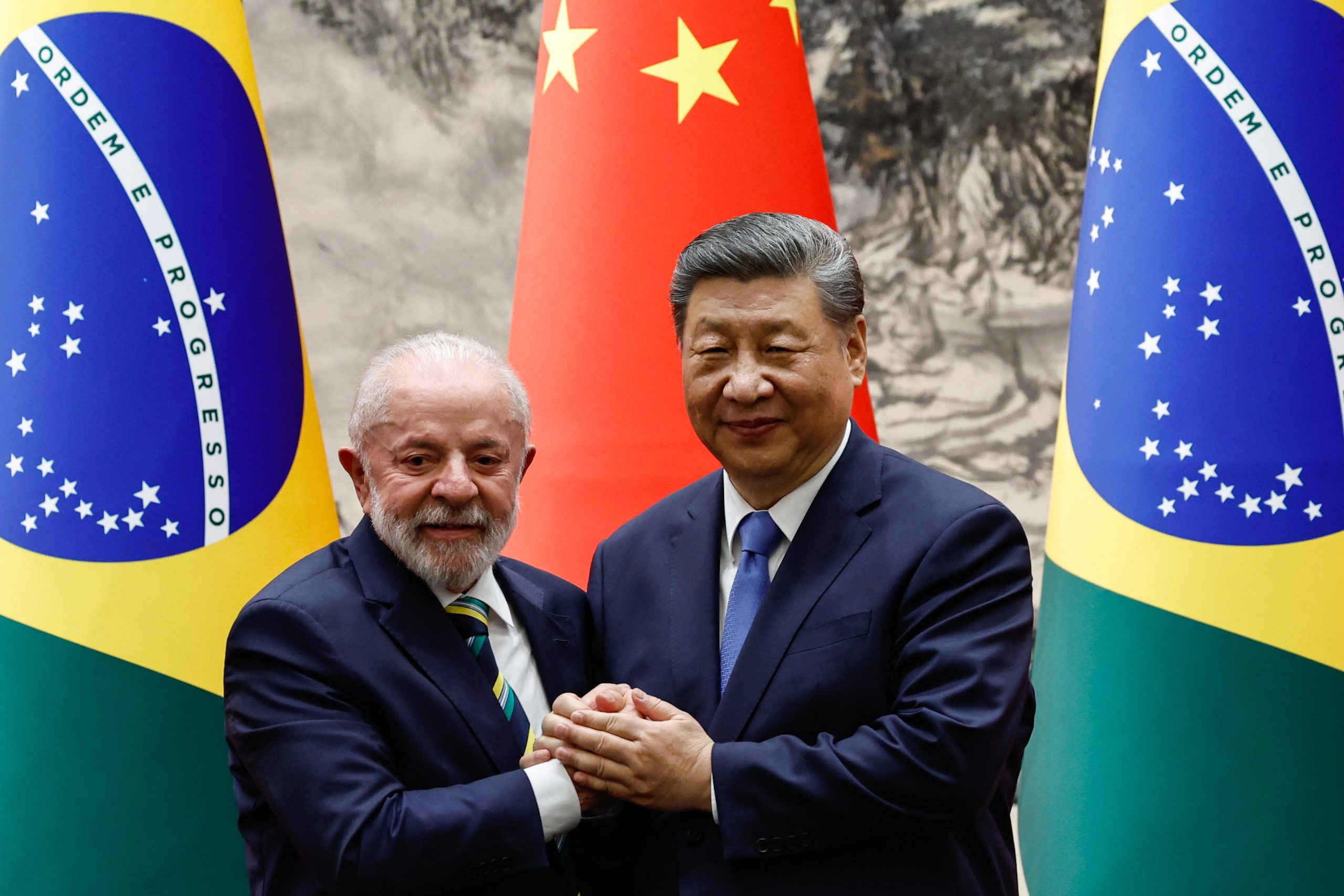 Xi Jinping vai faltar à cimeira dos BRICS no Brasil pela primeira vez