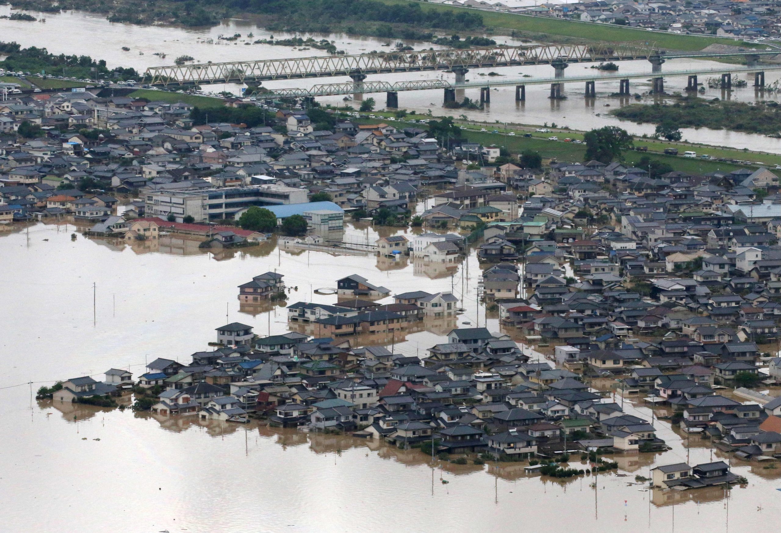 Chuvas torrenciais no Japão matam 141 pessoas