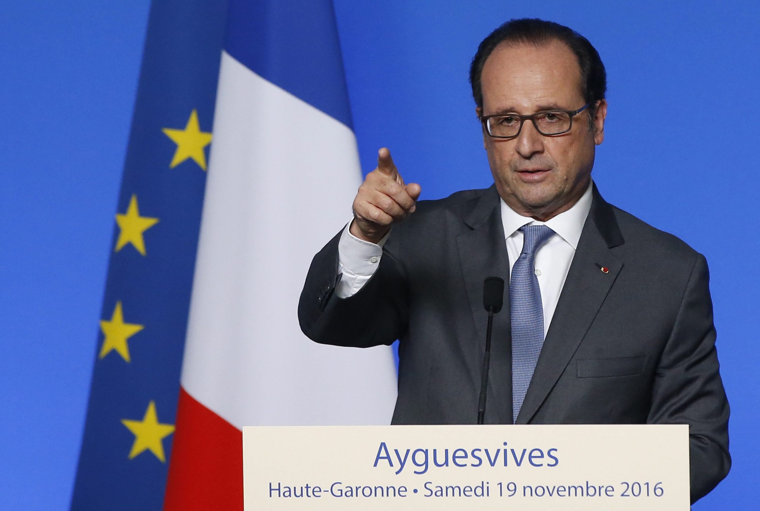 Hollande avisa Trump que compromissos para reduzir aquecimento global são “irreversíveis”