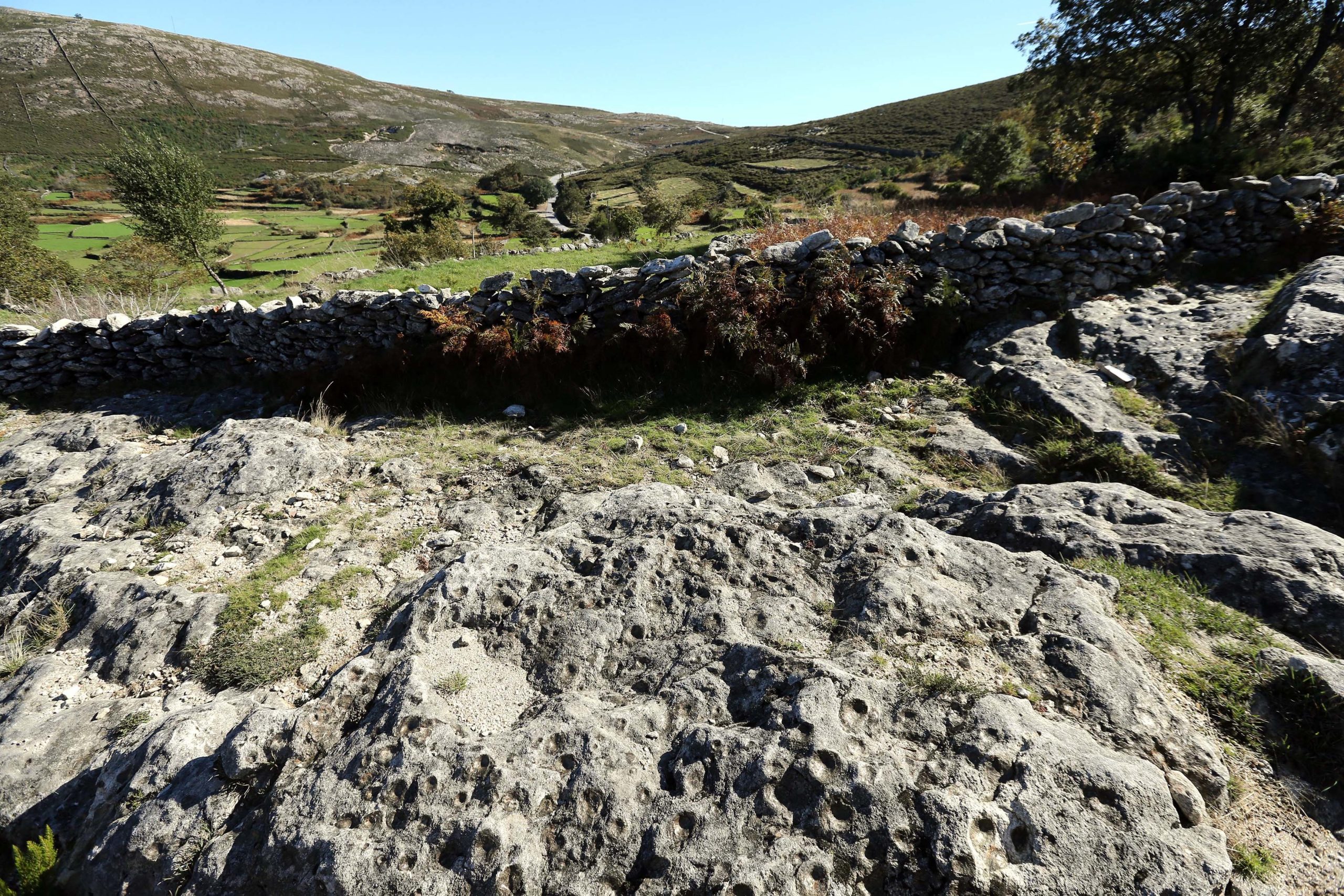 “Pedras Parideiras” de Arouca classificadas como Monumento Natural Local