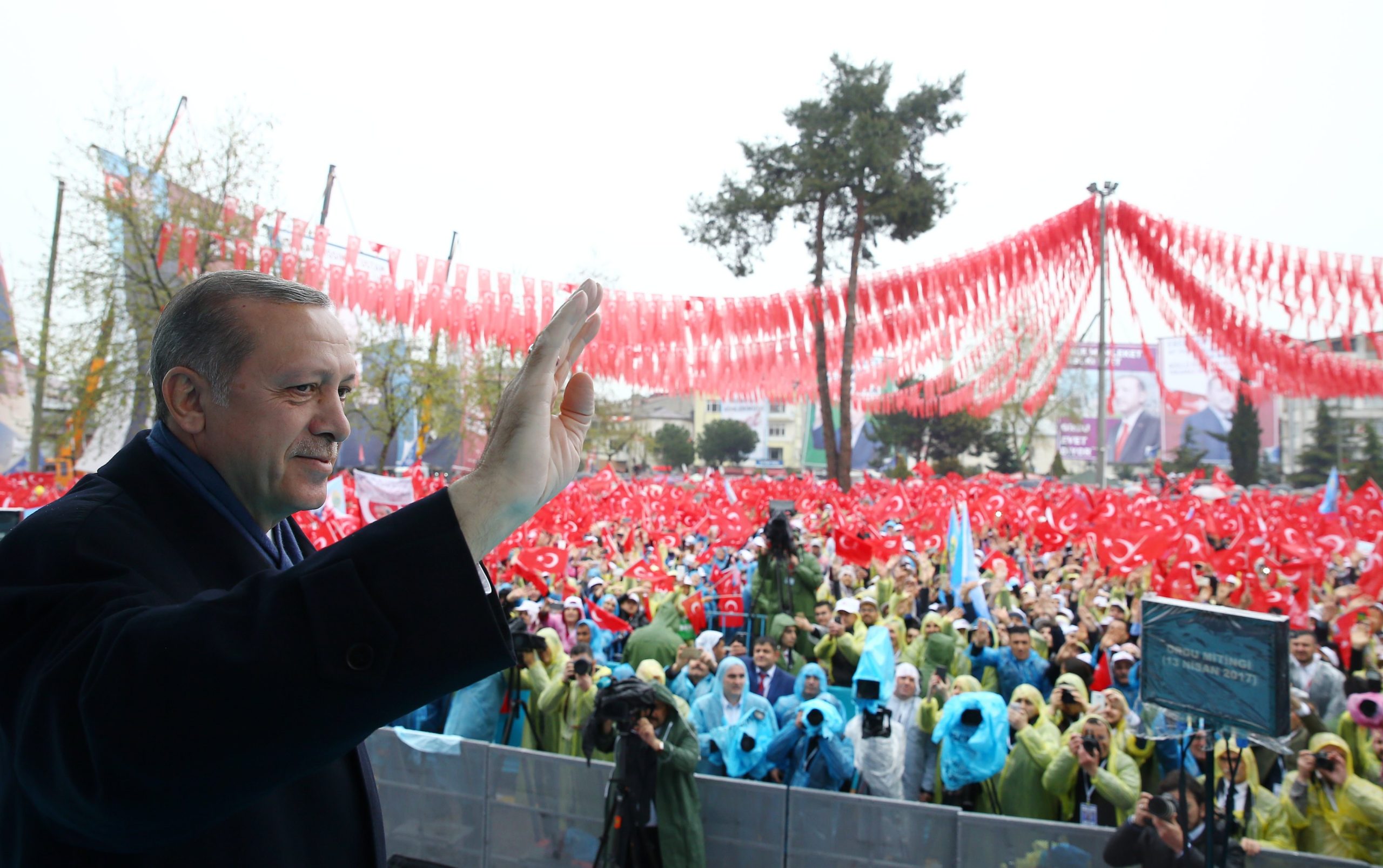 Referendo na Turquia: O que muda com a vitória do ‘sim’