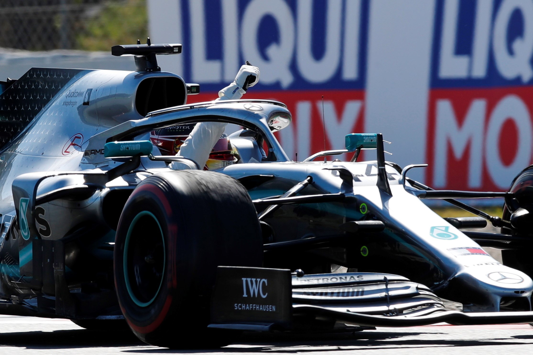 Prova de força de Hamilton em Barcelona na quinta ‘dobradinha’ da Mercedes