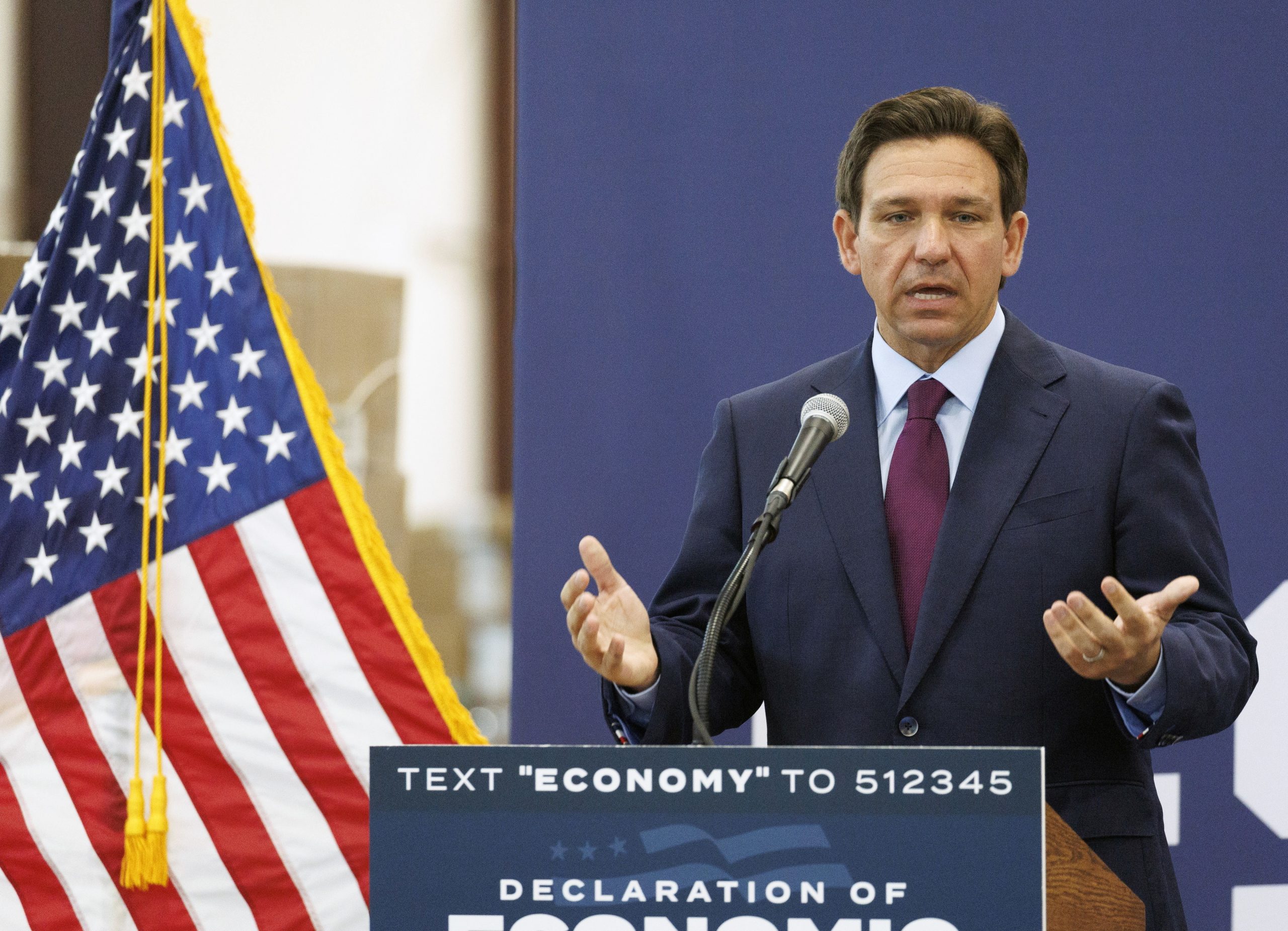 DeSantis admite que “é claro” que Trump perdeu eleições de 2020