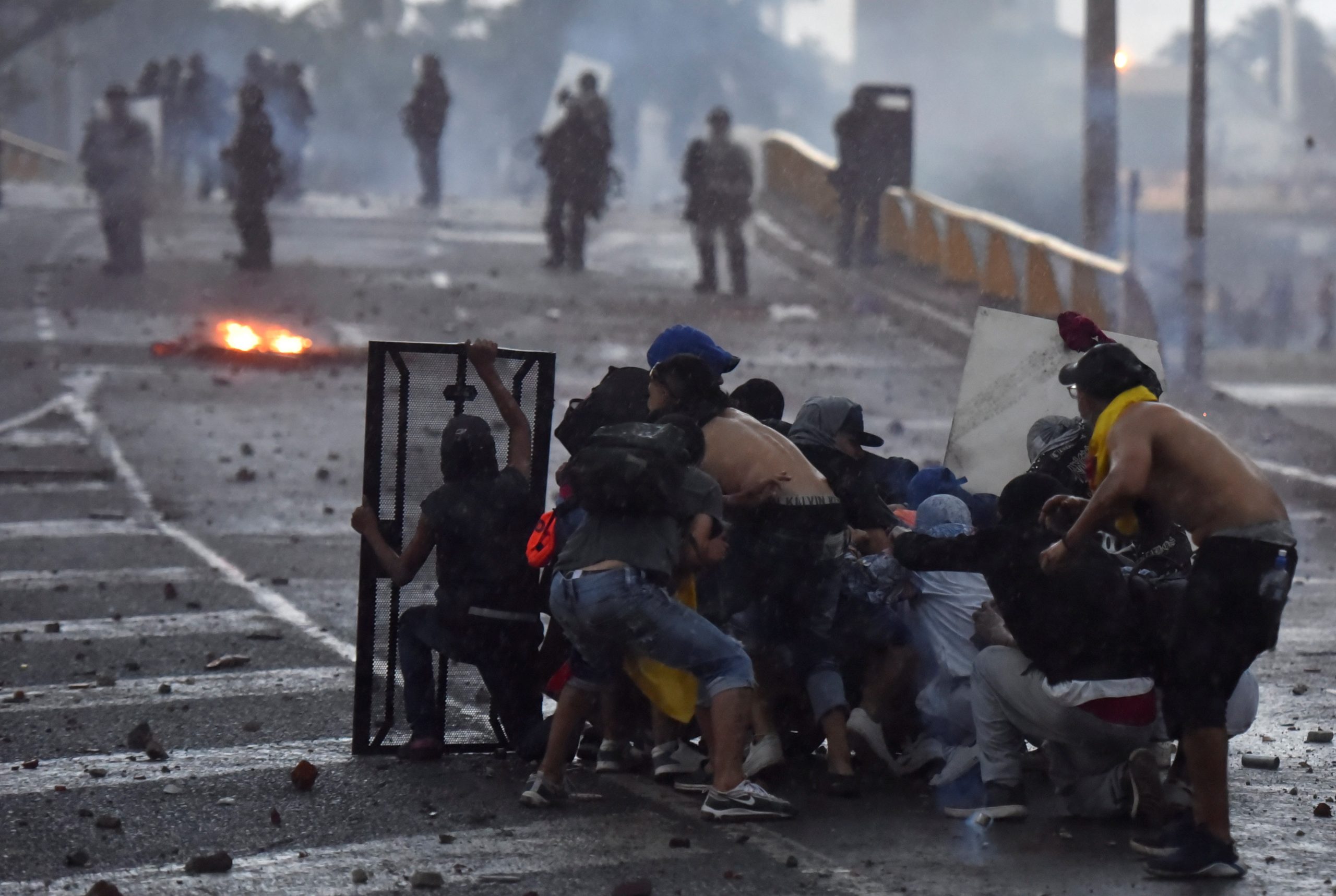ONU pede investigação independente após manifestações mortais na Colômbia
