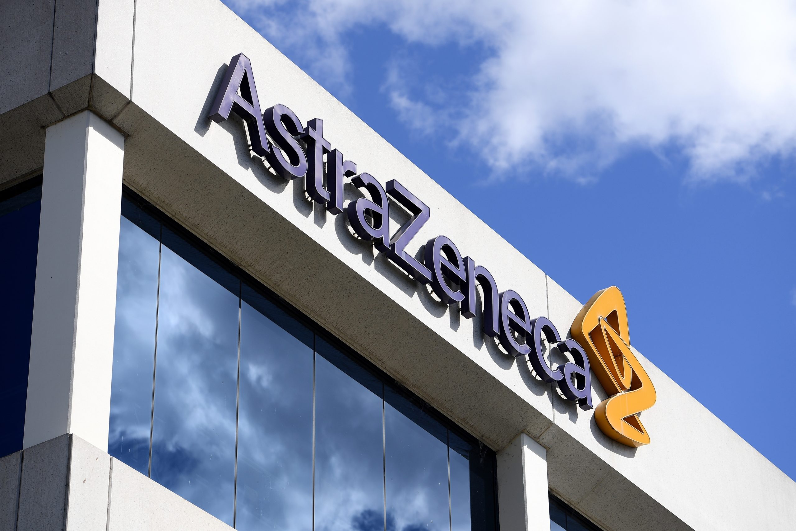 AstraZeneca afirma que tem a “fórmula vencedora” da vacina contra a covid-19