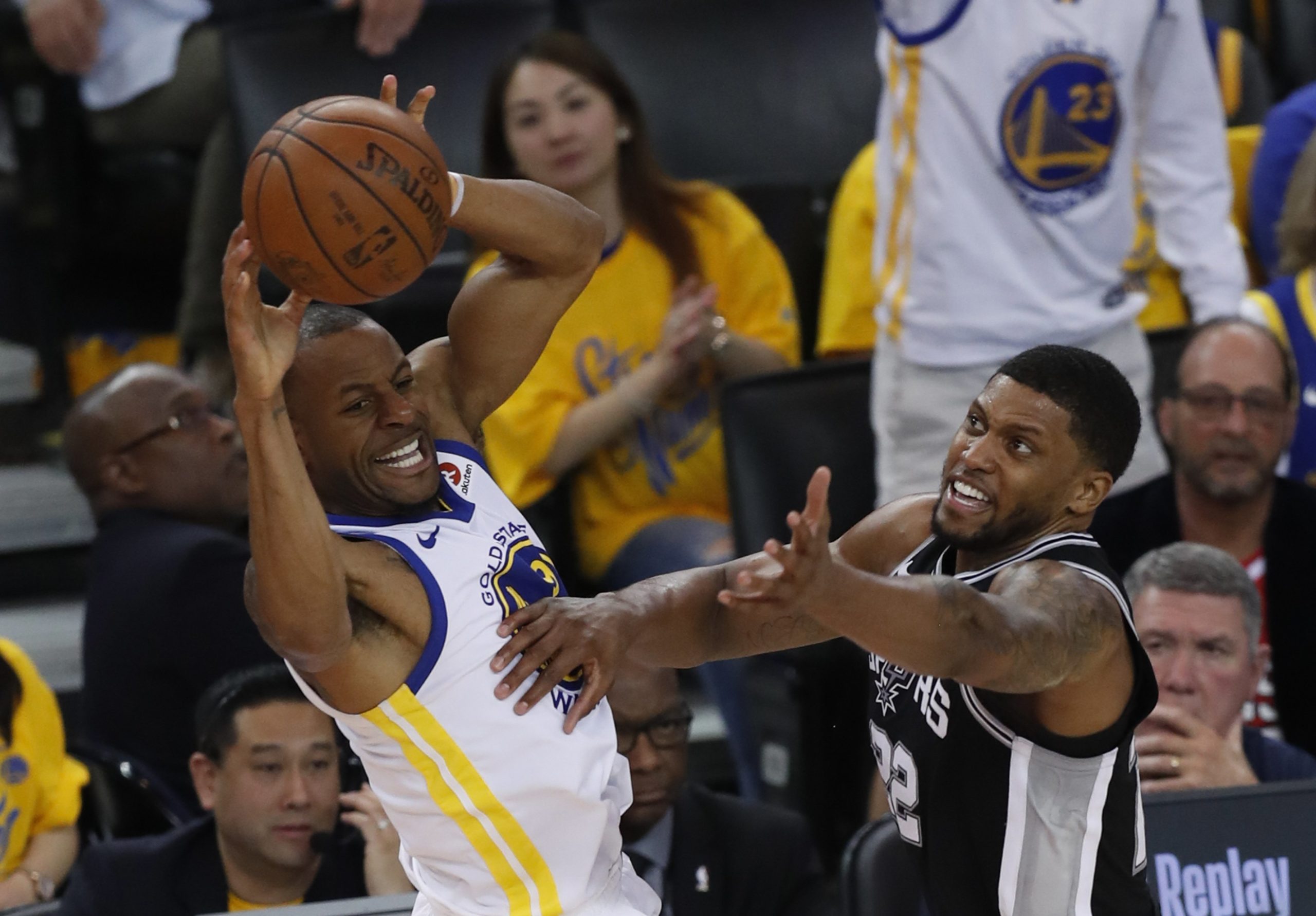 NBA: Golden State arranca ‘playoffs’ com vitória clara sobre San Antonio