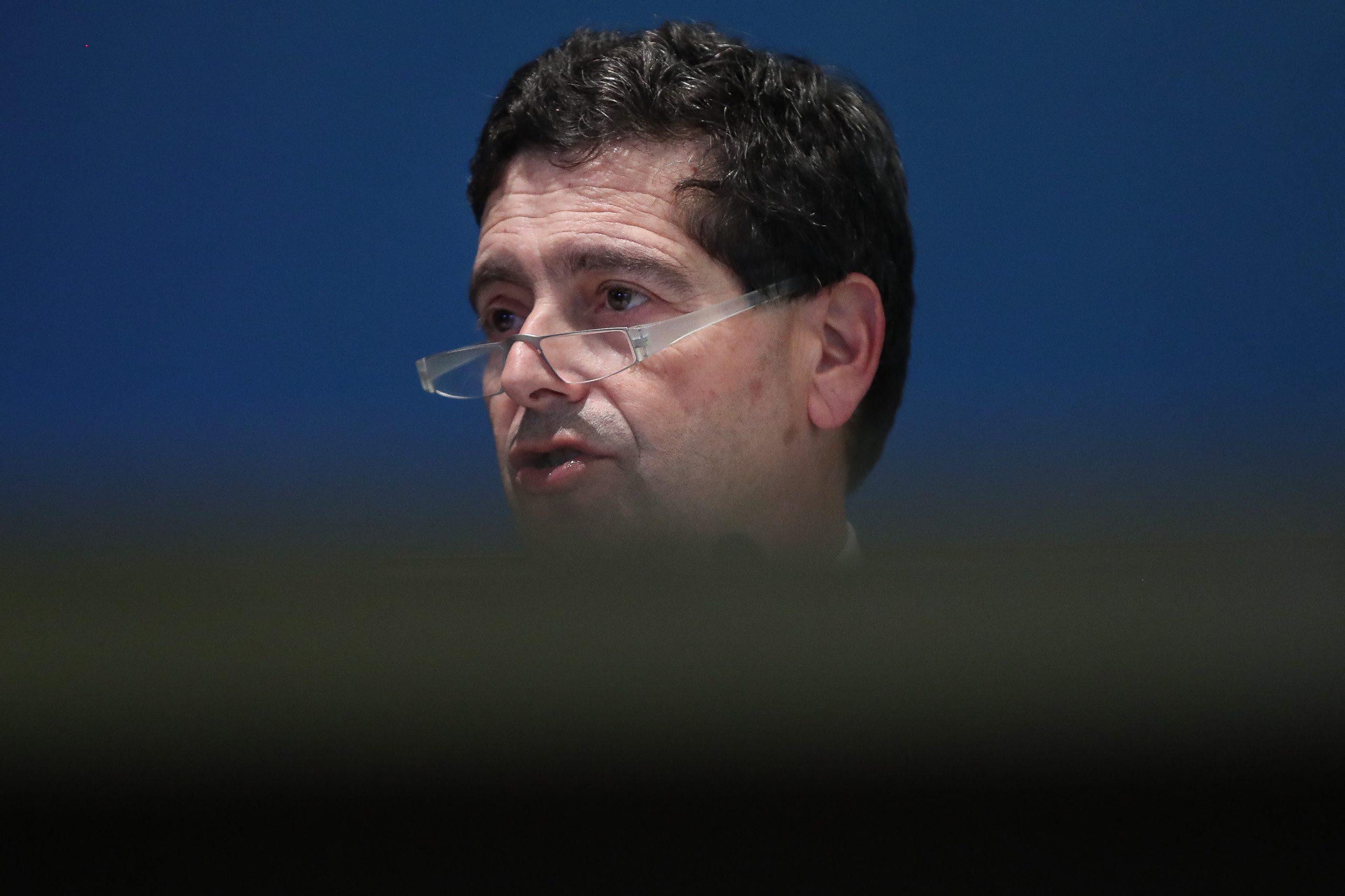 Ramalho tem salário acima do permitido e é acionista da Nani Holdings, denuncia BE