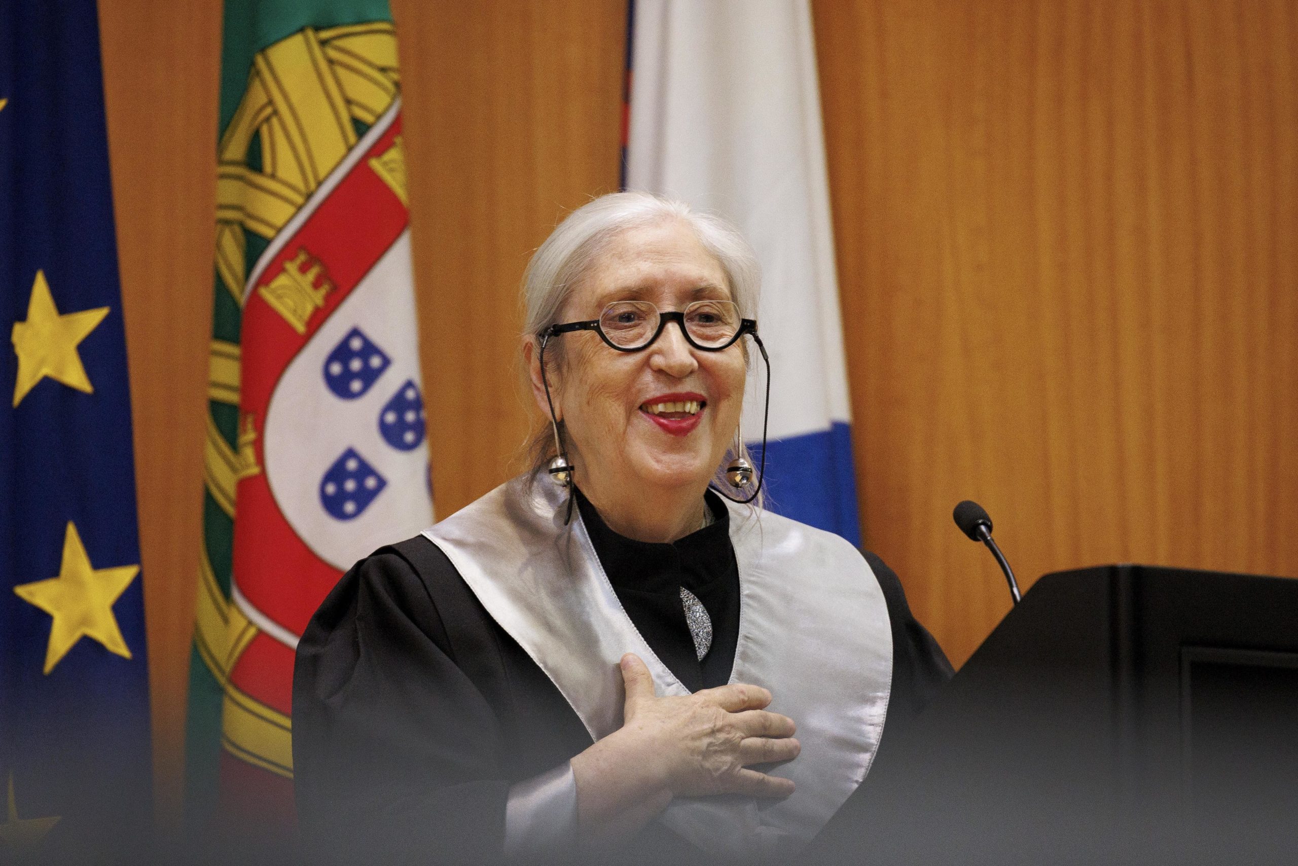 Pintora Graça Morais distinguida como “Personalidade do Norte”