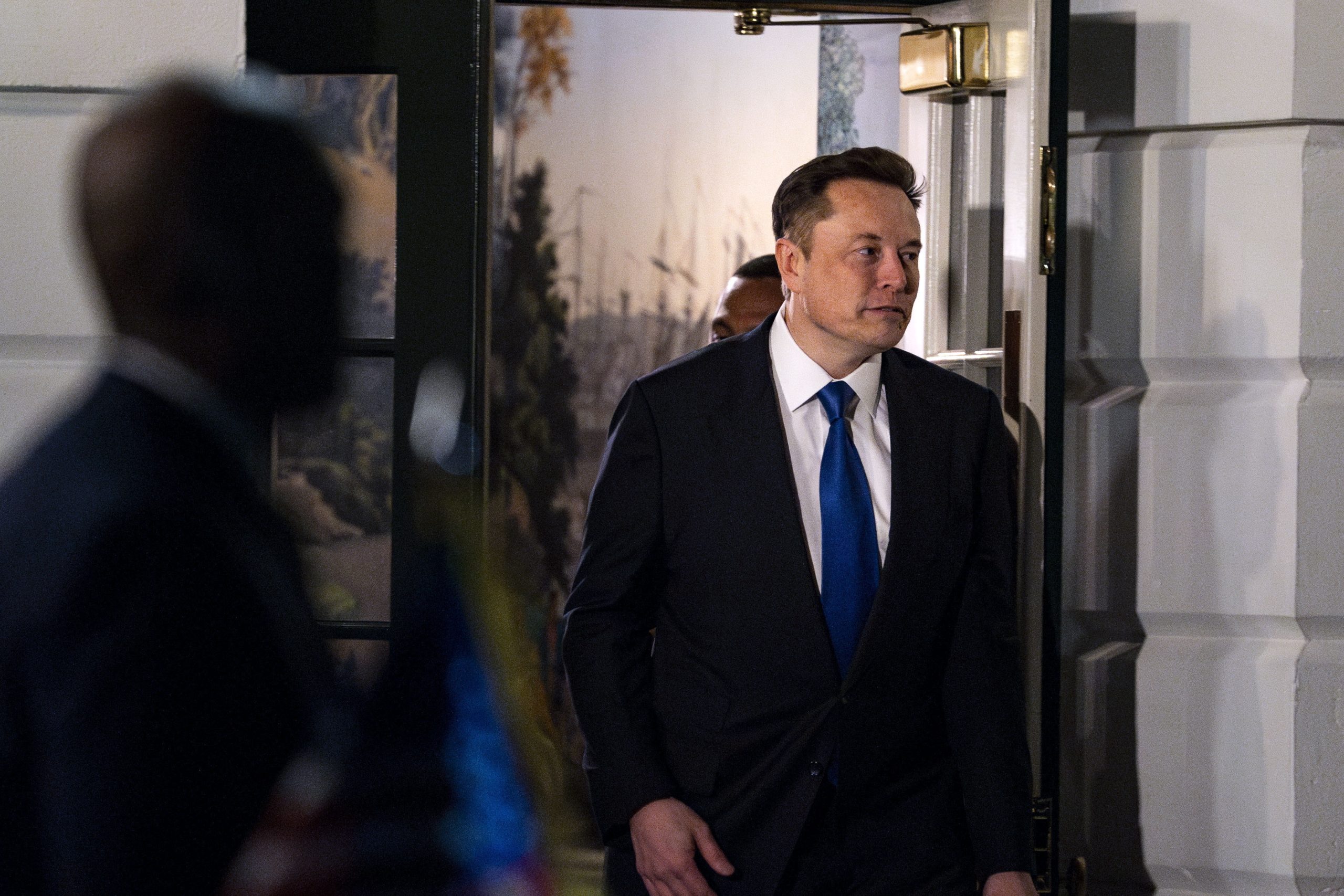 Empresa de IA de Musk compra X também de Musk