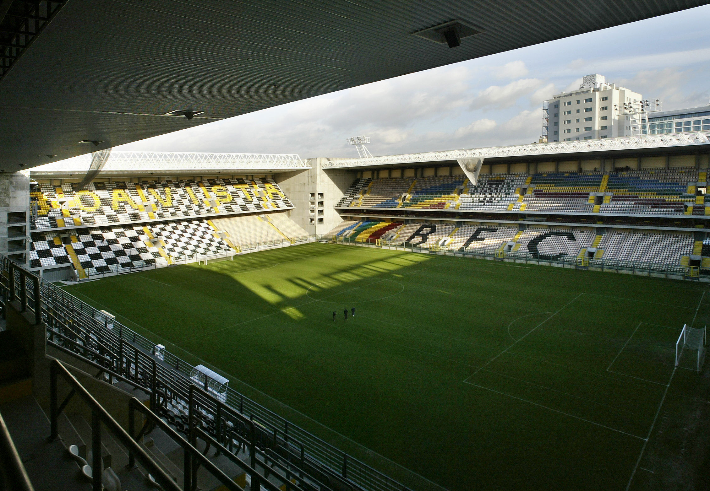 Boavista considera “sensacionalista” notícia de falência próxima da SAD