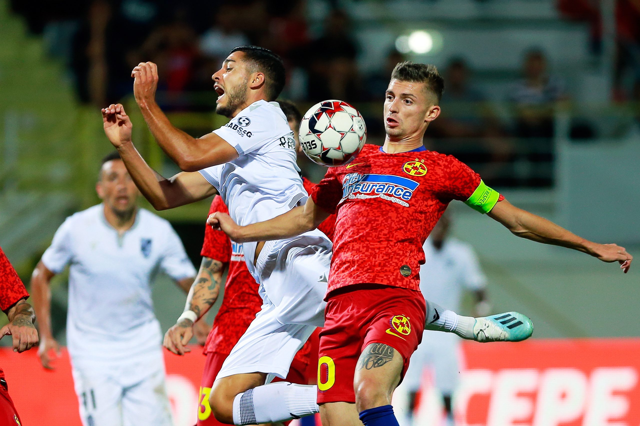 FCSB goleado em vésperas de visitar Vitória de Guimarães