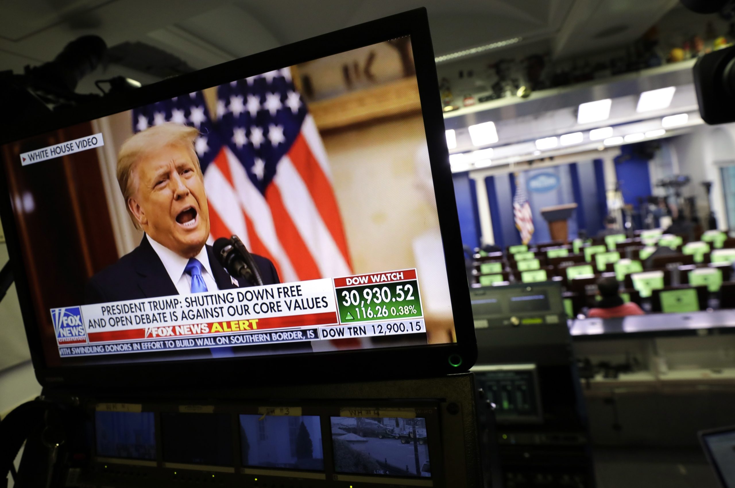 Coordenadora do grupo de crise de Trump admite que considerou renunciar